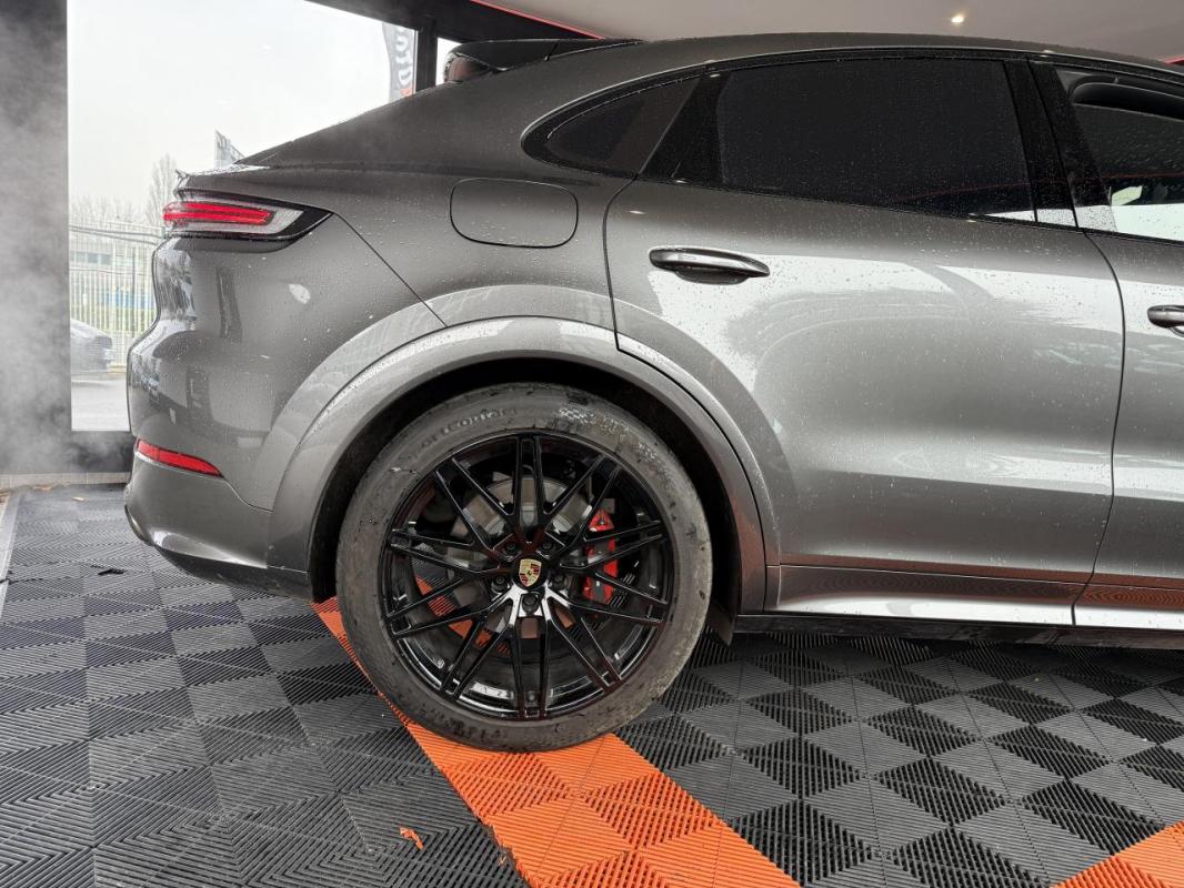 Porsche Cayenne Coupé 3.0i V6 E-Hybrid 470