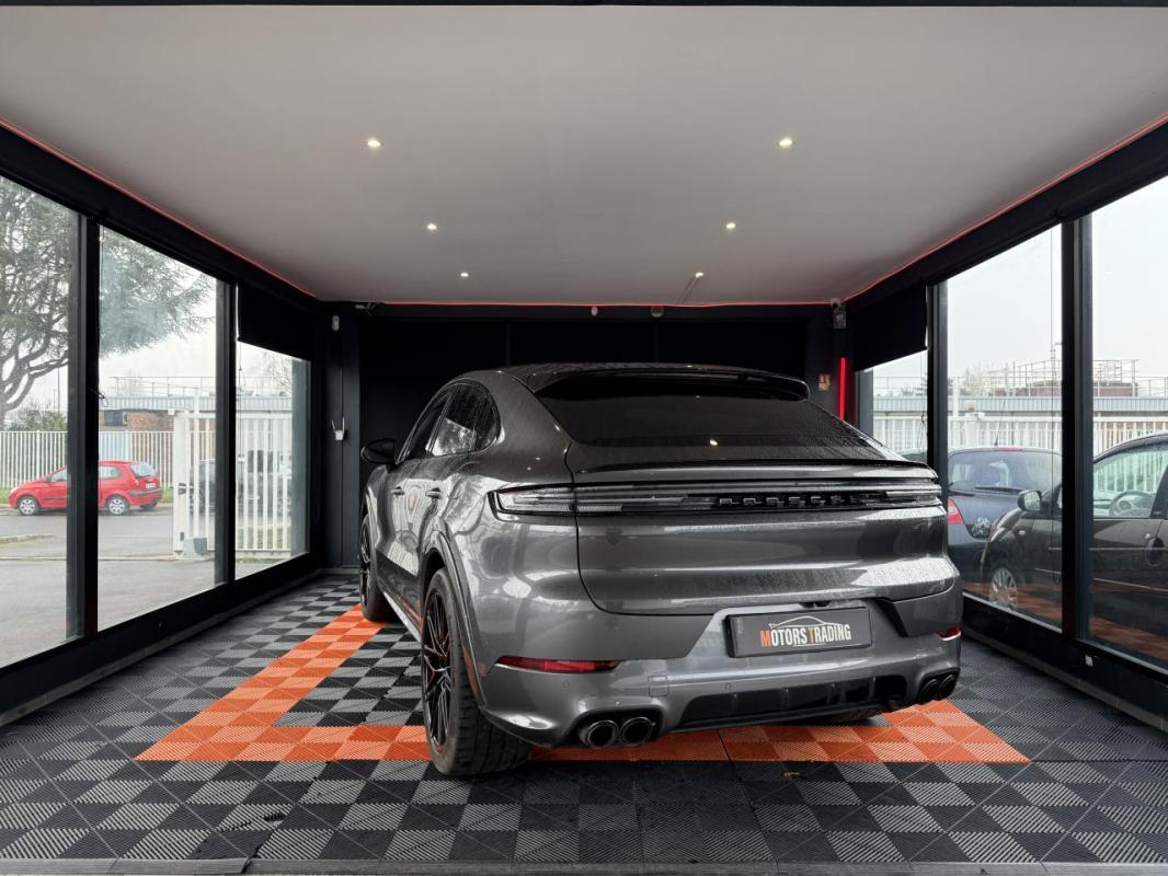 Porsche Cayenne Coupé 3.0i V6 E-Hybrid 470