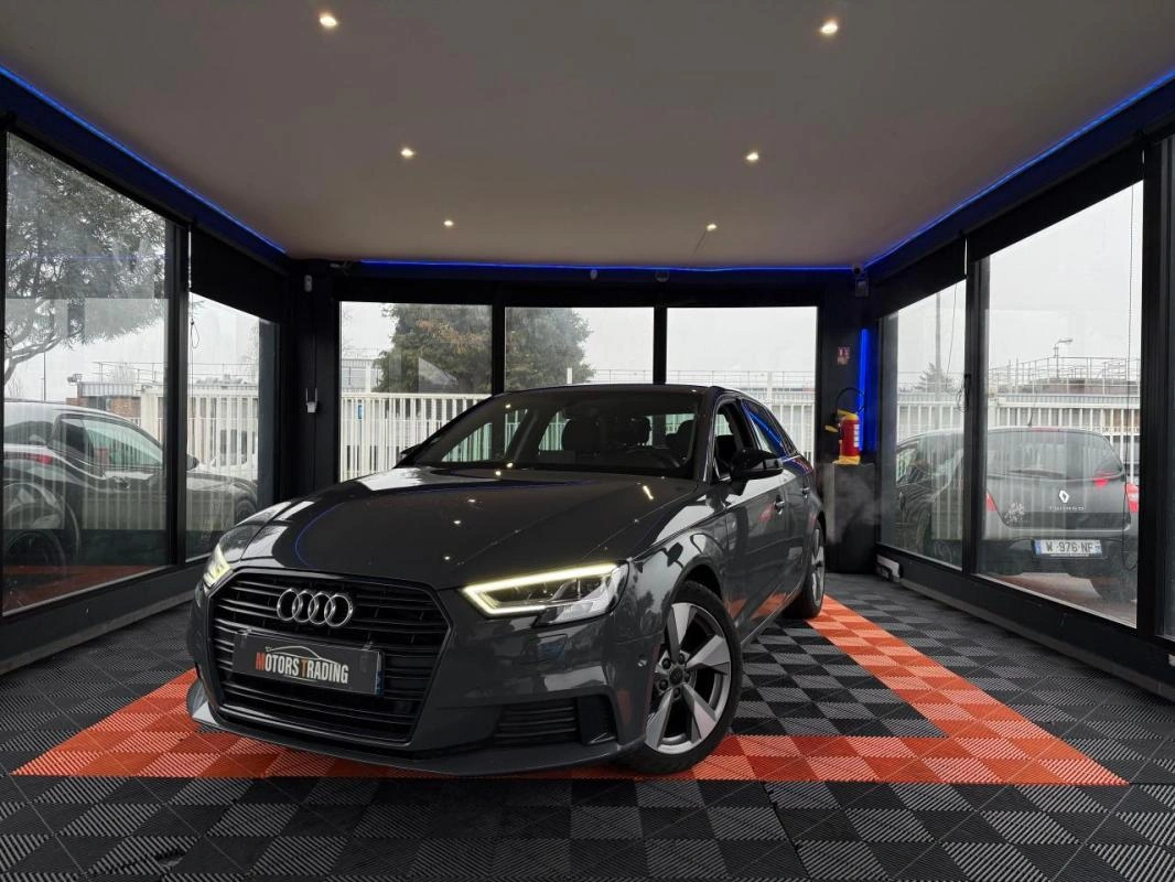 Audi A3 Sportback 2.0 30 TFSI -115 8V Midnight Series PHASE 2