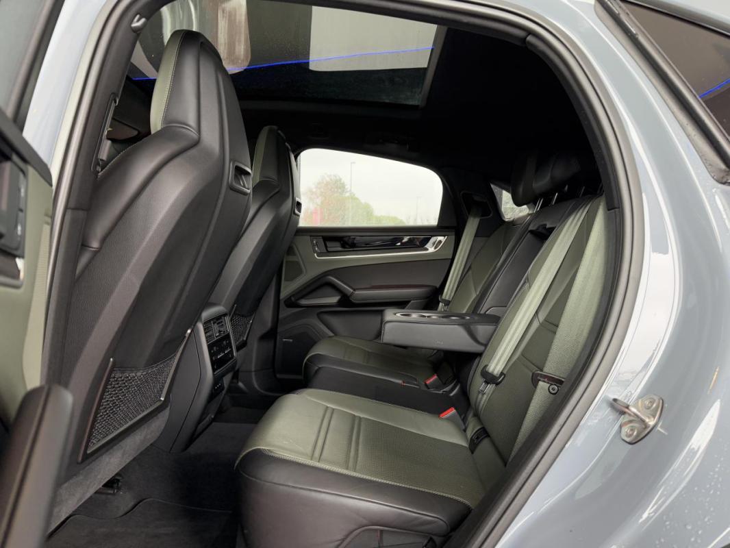 Porsche Cayenne Coupé 3.0i V6 - 304 BVA Tiptronic S COUPE 2019 E-Hybrid PHASE 2