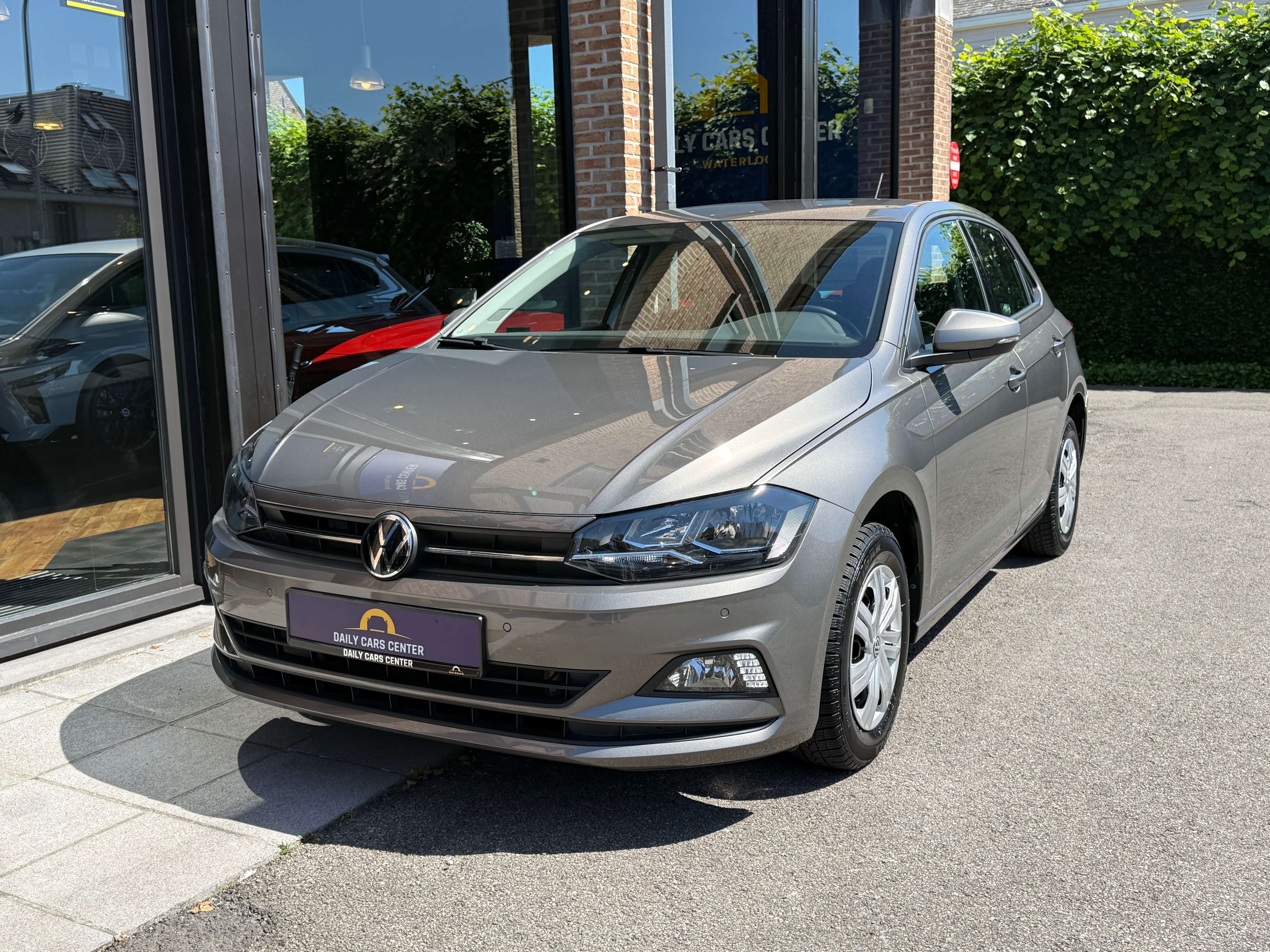 Volkswagen Polo 1.0 TSi Comfortline Clim I CarPlay I PDC I Cruise