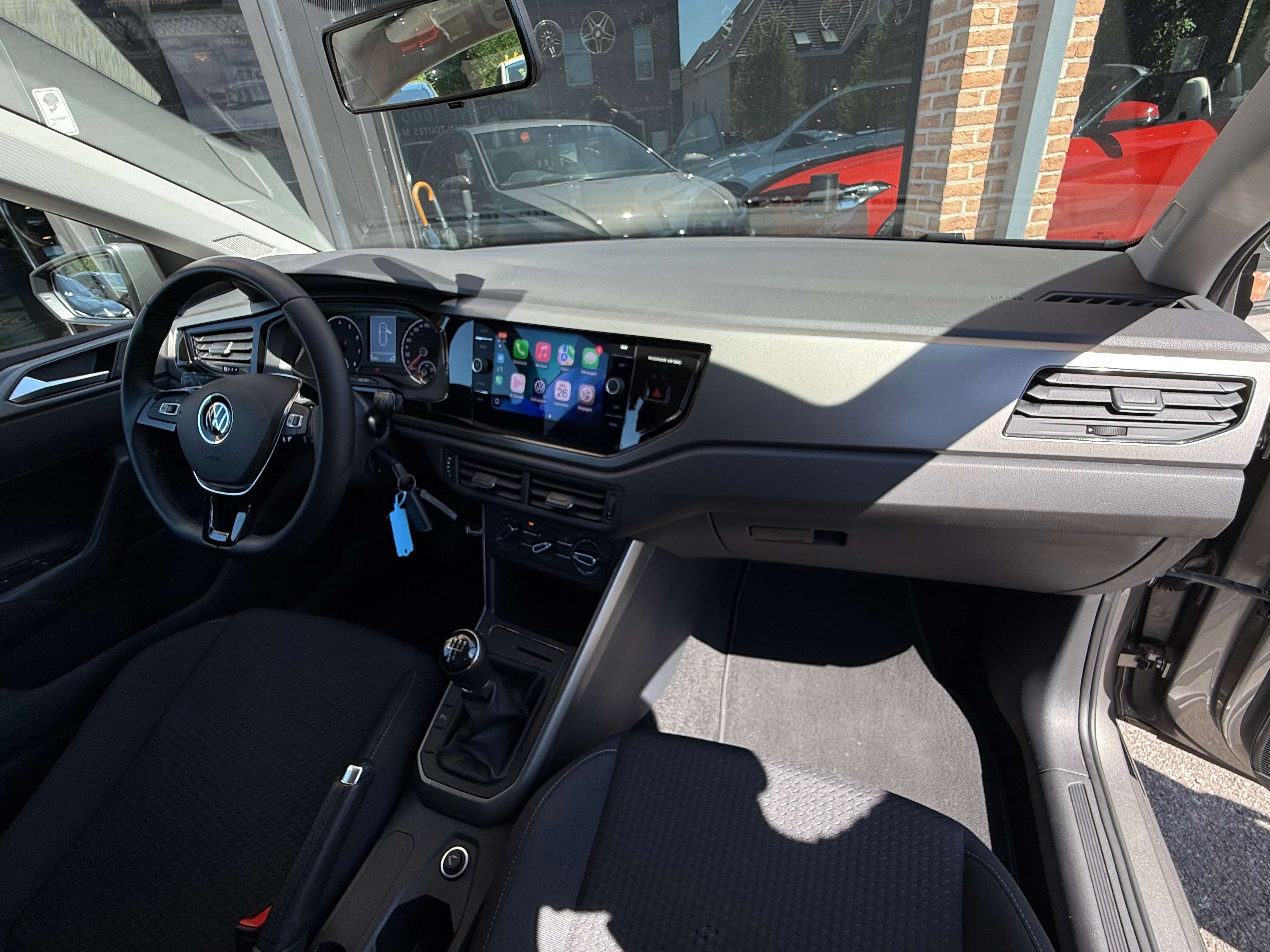 Volkswagen Polo 1.0 TSi Comfortline Clim I CarPlay I PDC I Cruise