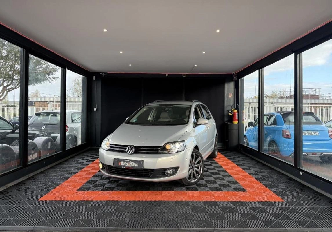 Volkswagen Golf Plus 2.0 16V TDI CR FAP - 140 BV DSG 6 BERLINE Carat PHASE 2
