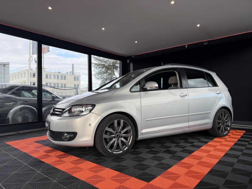 Volkswagen Golf Plus 2.0 16V TDI CR FAP - 140 BV DSG 6 BERLINE Carat PHASE 2