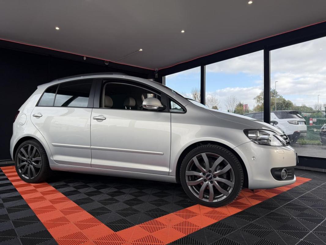 Volkswagen Golf Plus 2.0 16V TDI CR FAP - 140 BV DSG 6 BERLINE Carat PHASE 2