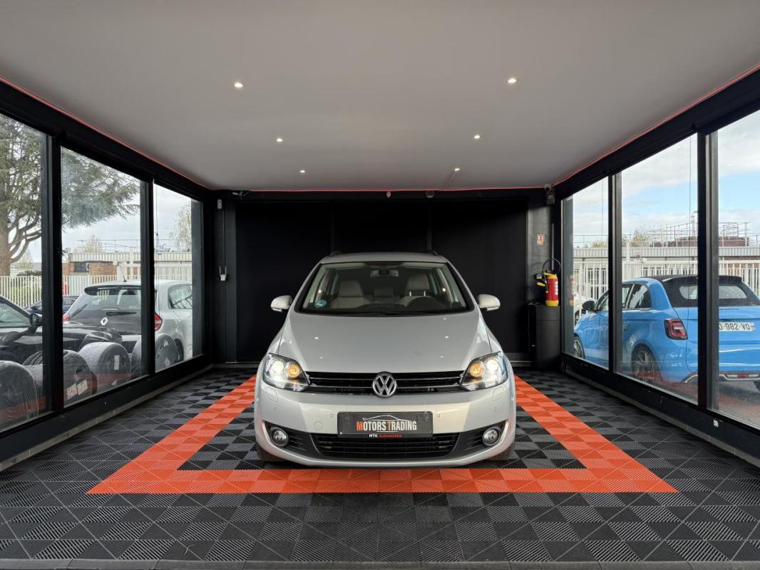 Volkswagen Golf Plus 2.0 16V TDI CR FAP - 140 BV DSG 6 BERLINE Carat PHASE 2