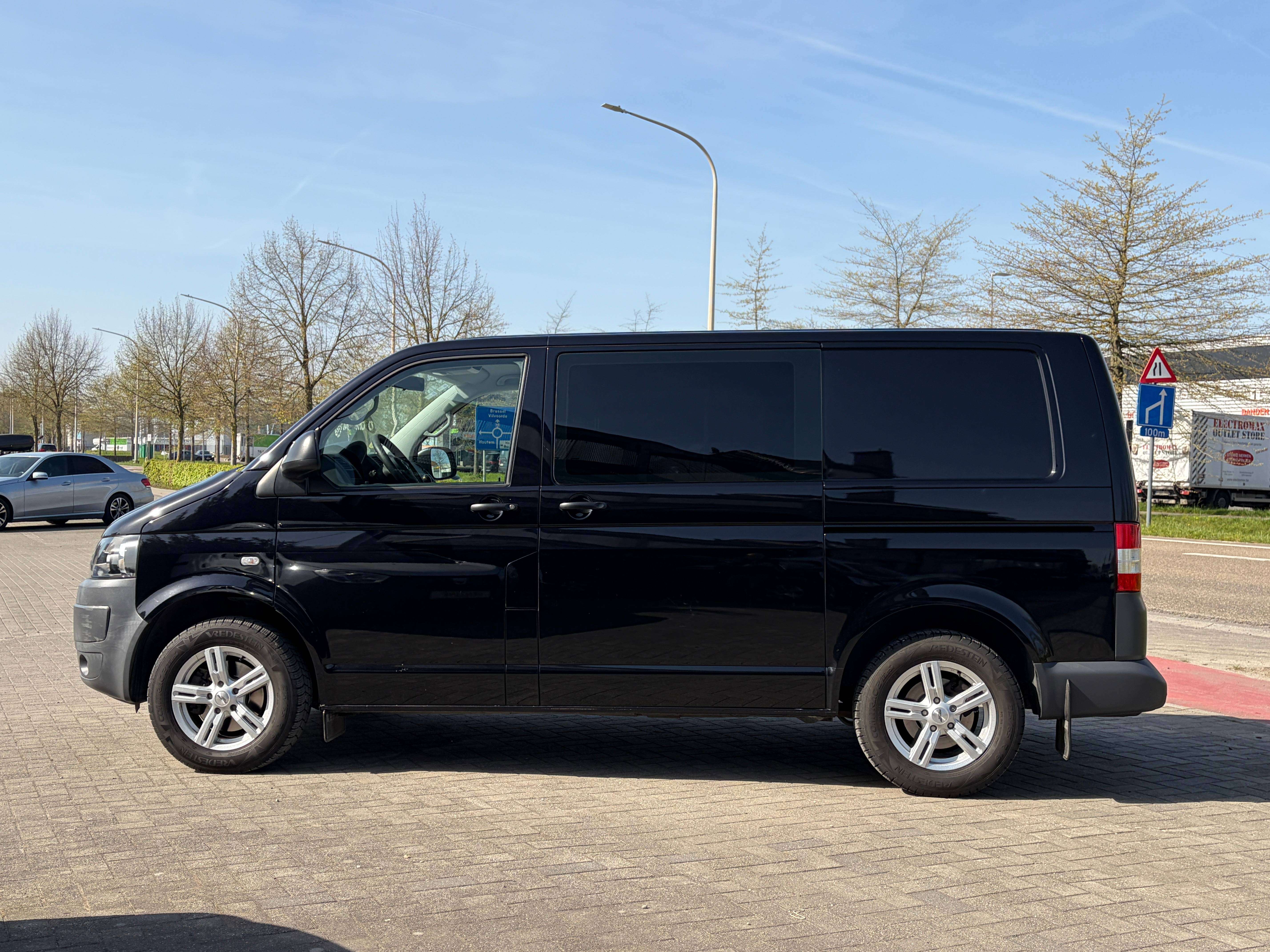 Volkswagen T5 Business Van 5pl. Lichte Vracht, grijs kunstleder