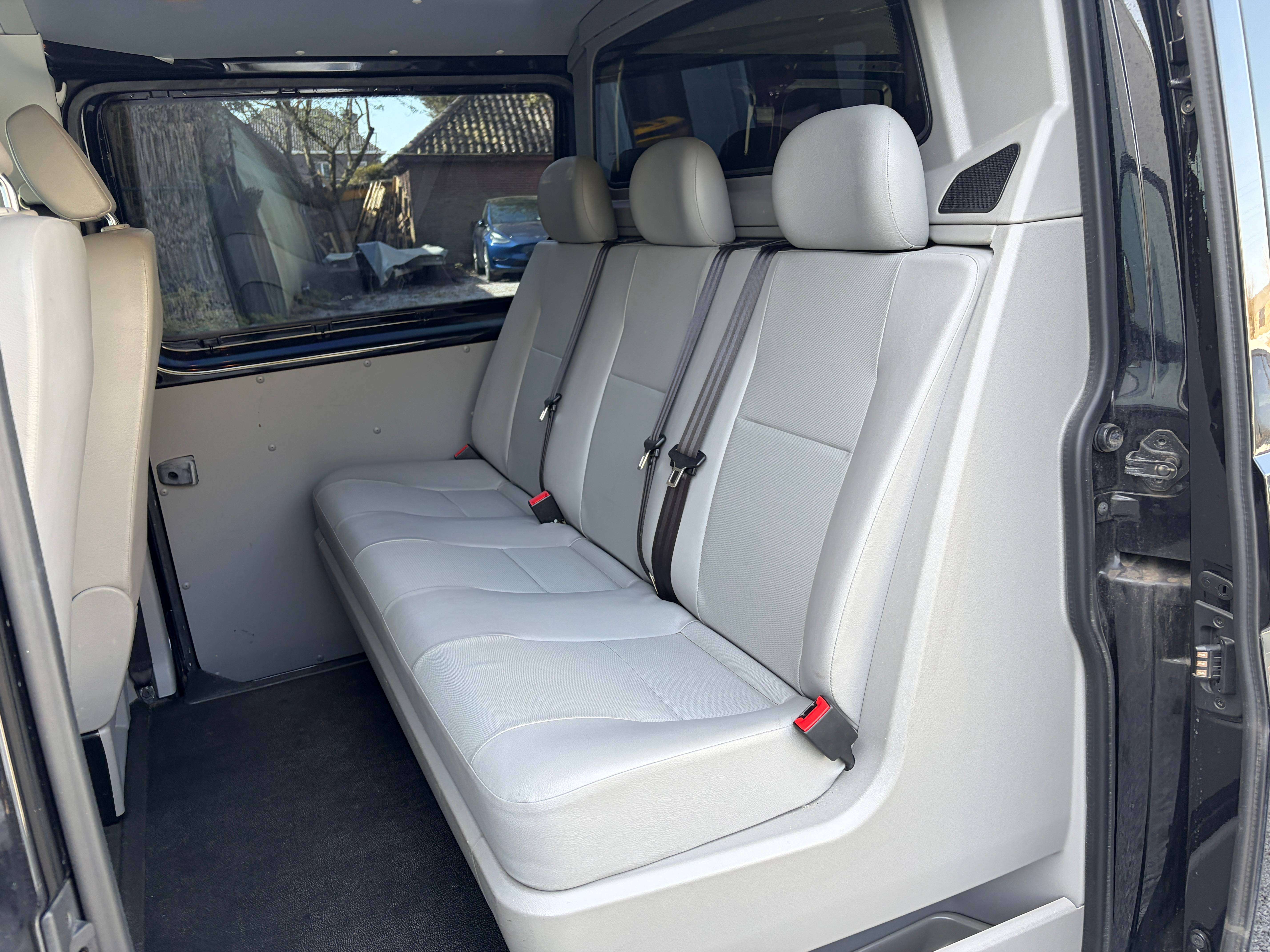 Volkswagen T5 Business Van 5pl. Lichte Vracht, grijs kunstleder