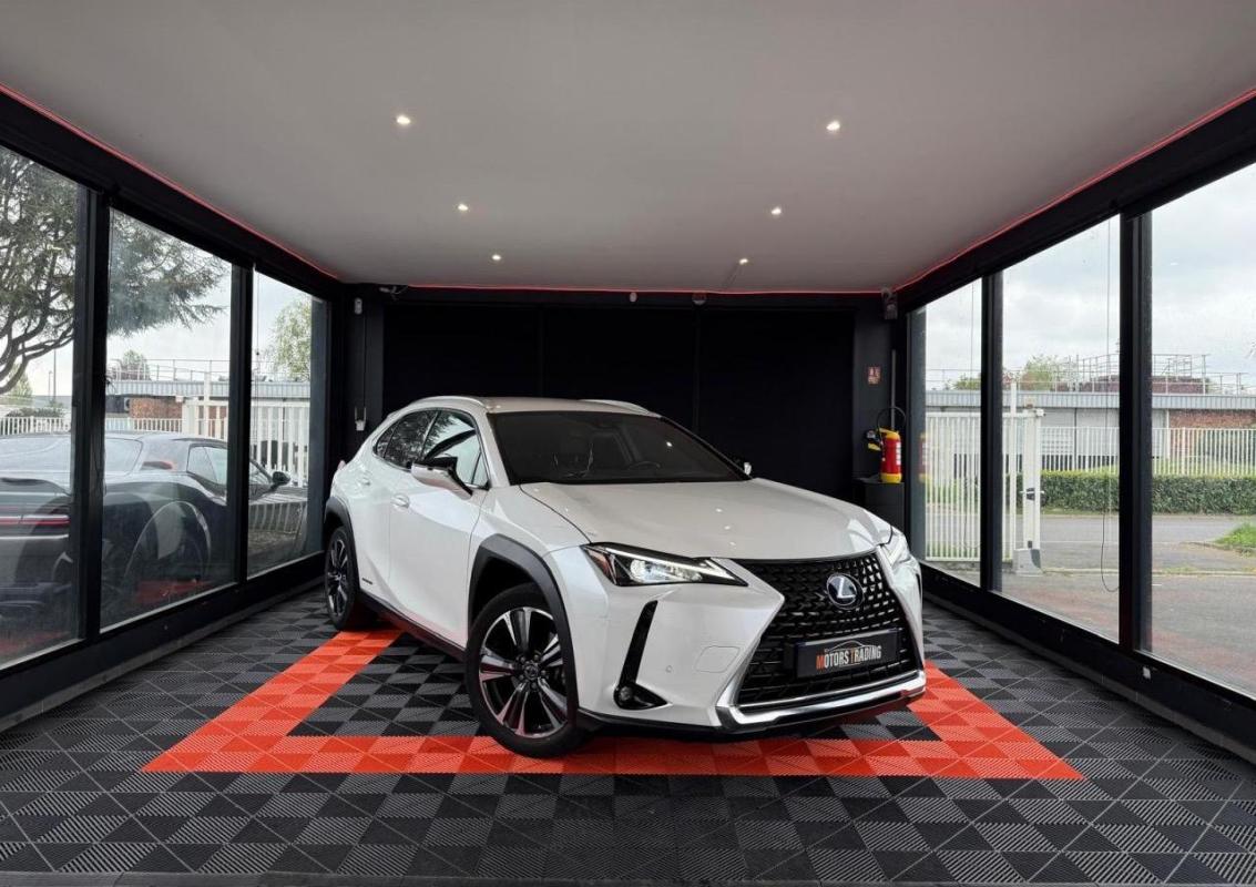 Lexus Ux 250h 2WD - BV E-CVT 2022 Premium Edition