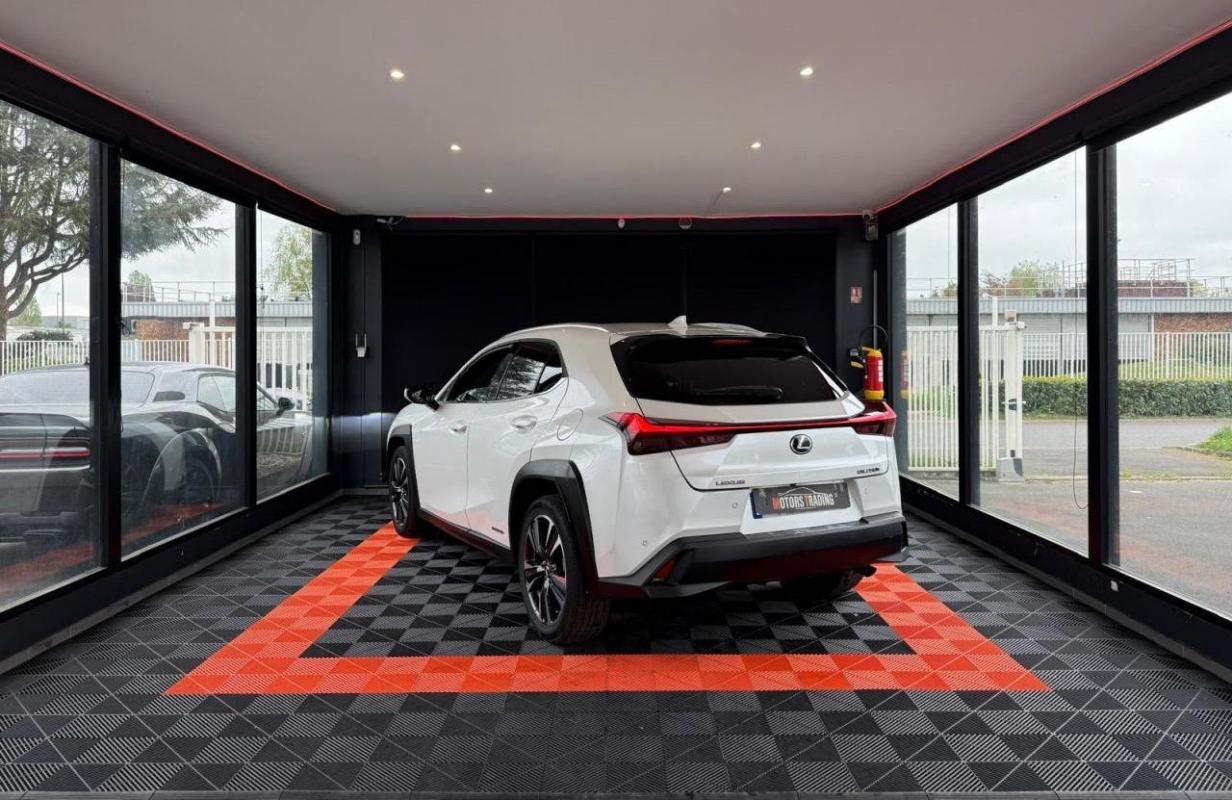 Lexus Ux 250h 2WD - BV E-CVT 2022 Premium Edition