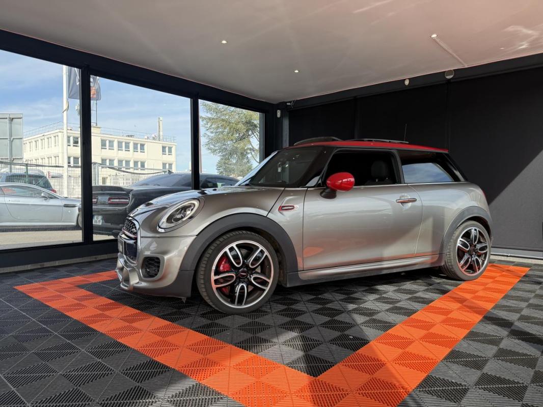 Mini Mini 2.0i - 231 BVA Sport John Cooper Works