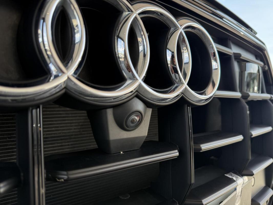 Audi Q8 Quattro 3.0 60 TFSI e - BVA Tiptronic Compétition