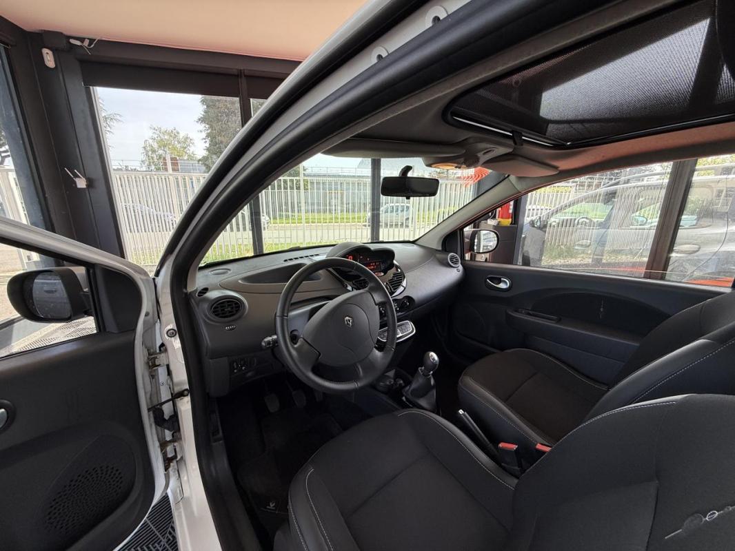 Renault Twingo 1.2i 16V LEV - 75 Euro 5 II BERLINE Night & Day PHASE 1