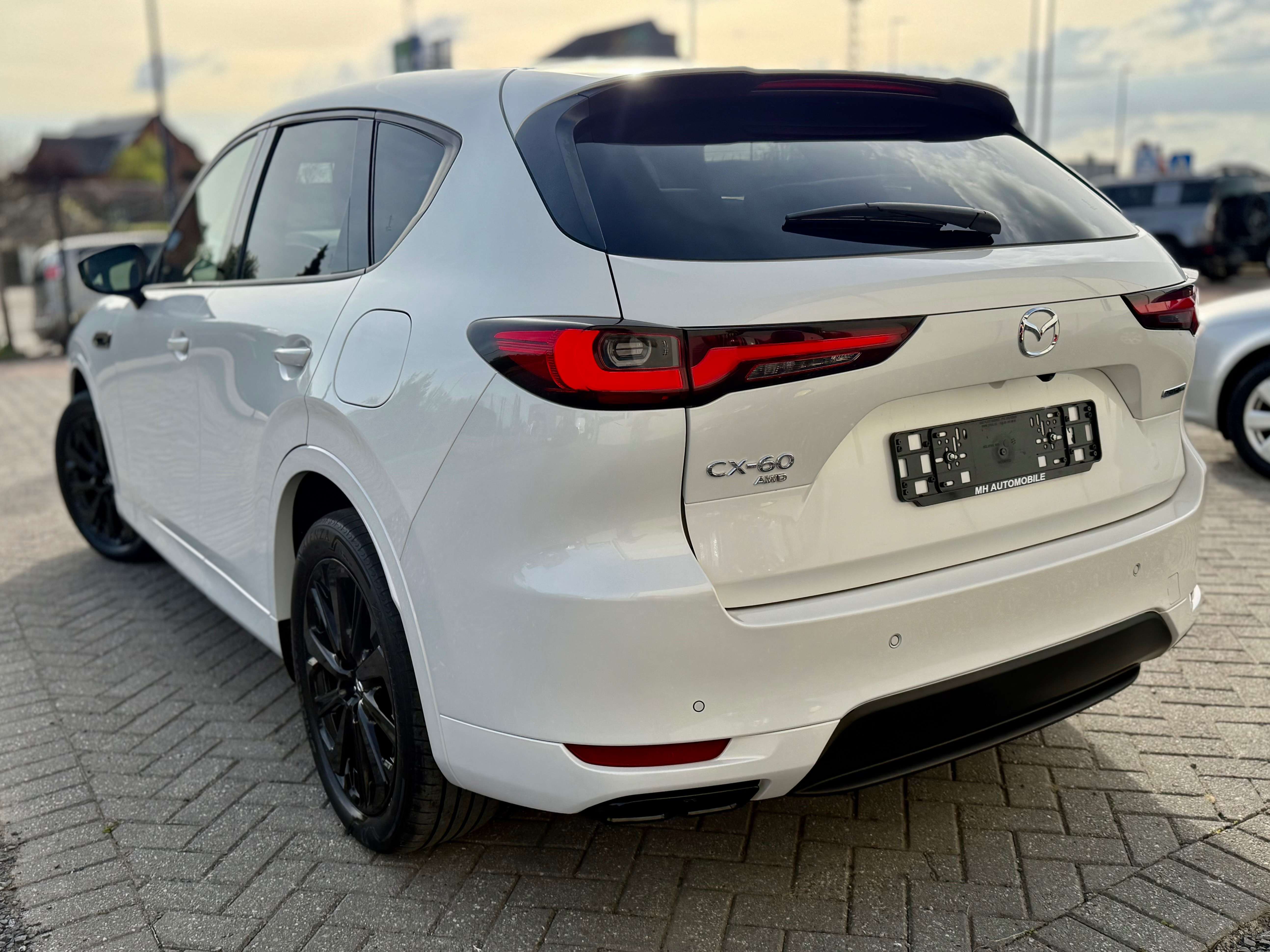 Mazda CX-60 2.5 e-PHEV Homura (240 kW)NETTO 28.512€