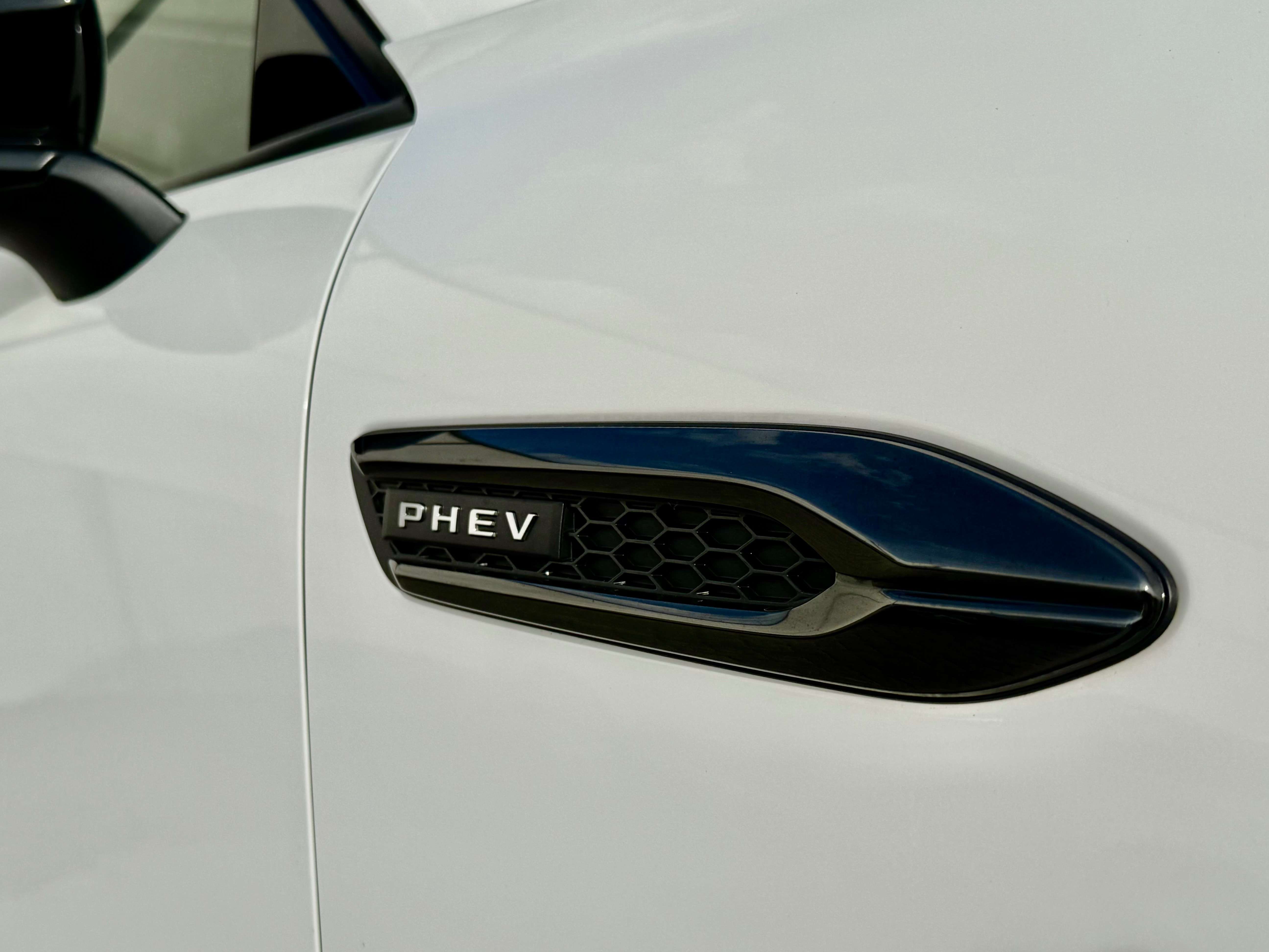 Mazda CX-60 2.5 e-PHEV Homura (240 kW)NETTO 28.512€