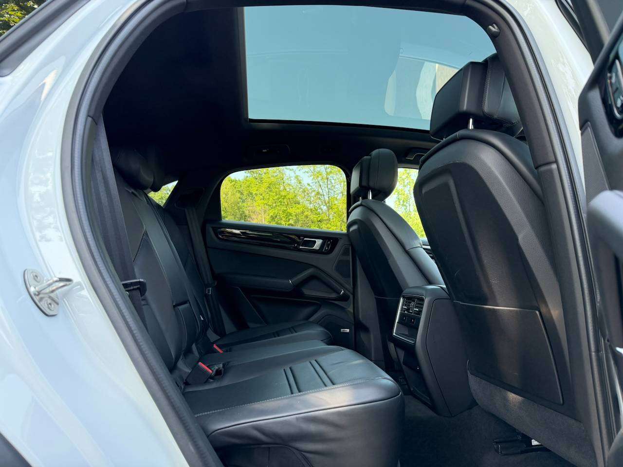 Porsche Cayenne COUPE V6 PHEV PANORAMA BOSE CHRONO KEYLESS MEMORY