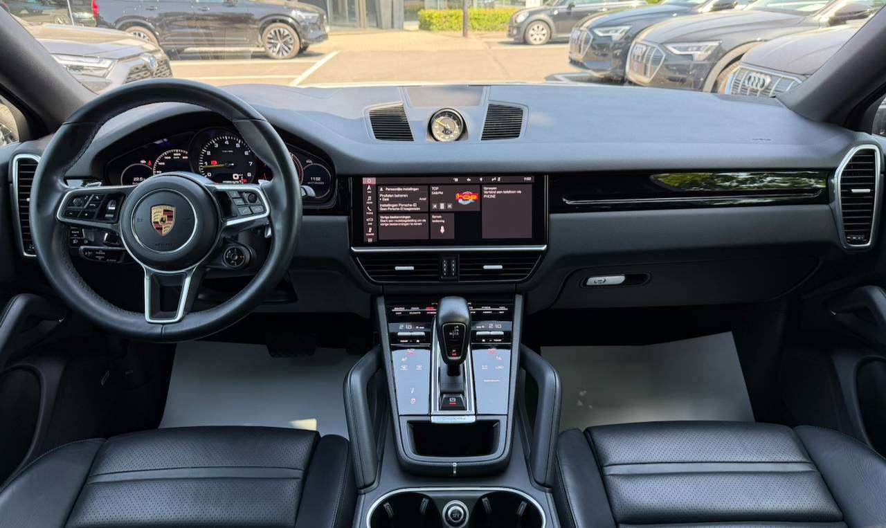Porsche Cayenne COUPE V6 PHEV PANORAMA BOSE CHRONO KEYLESS MEMORY