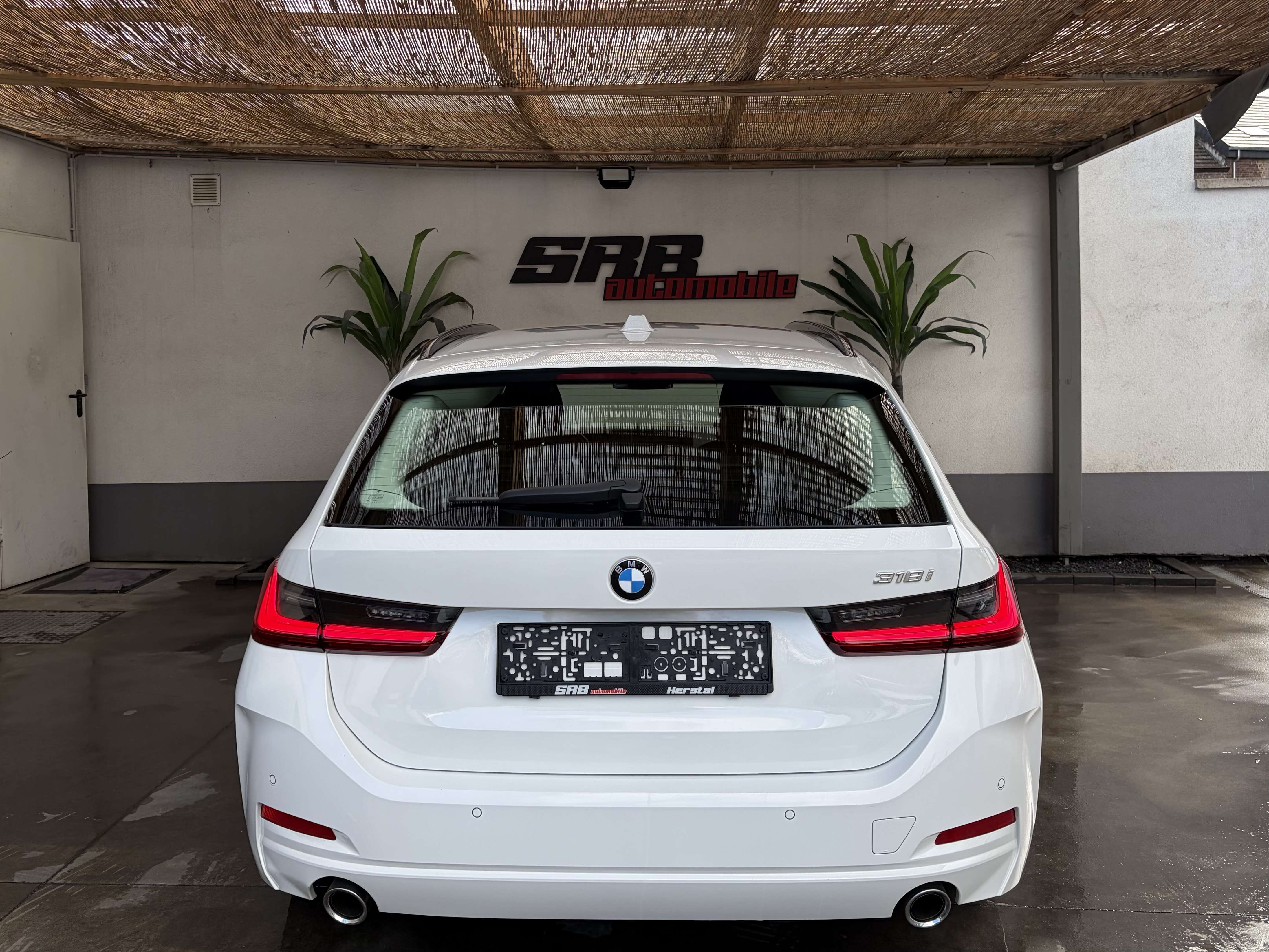 BMW 318 BMW 318iA Touring