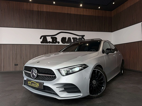 Mercedes-Benz A 200 d AMG Line - AUTOMATIQUE - GARANTIE 12MOIS - 1ERPR