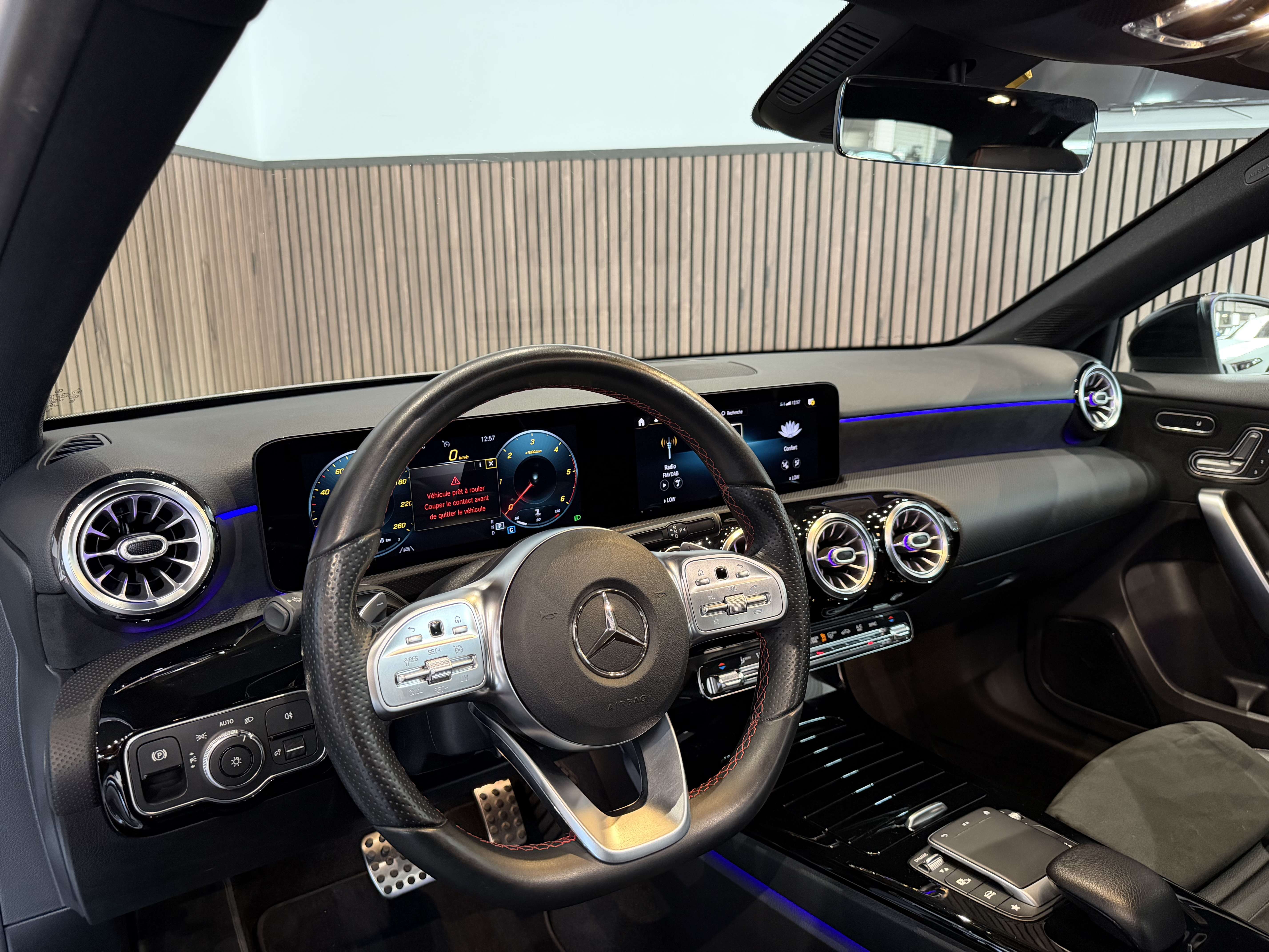 Mercedes-Benz A 200 d AMG Line - AUTOMATIQUE - GARANTIE 12MOIS - 1ERPR