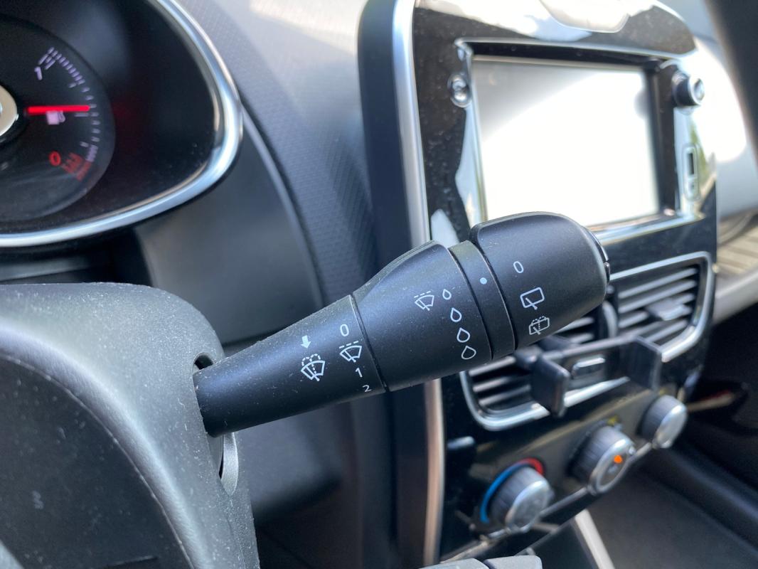 Renault Clio IV BUSINESS dCi 75 E6C - 2018 76 000 km Garantie