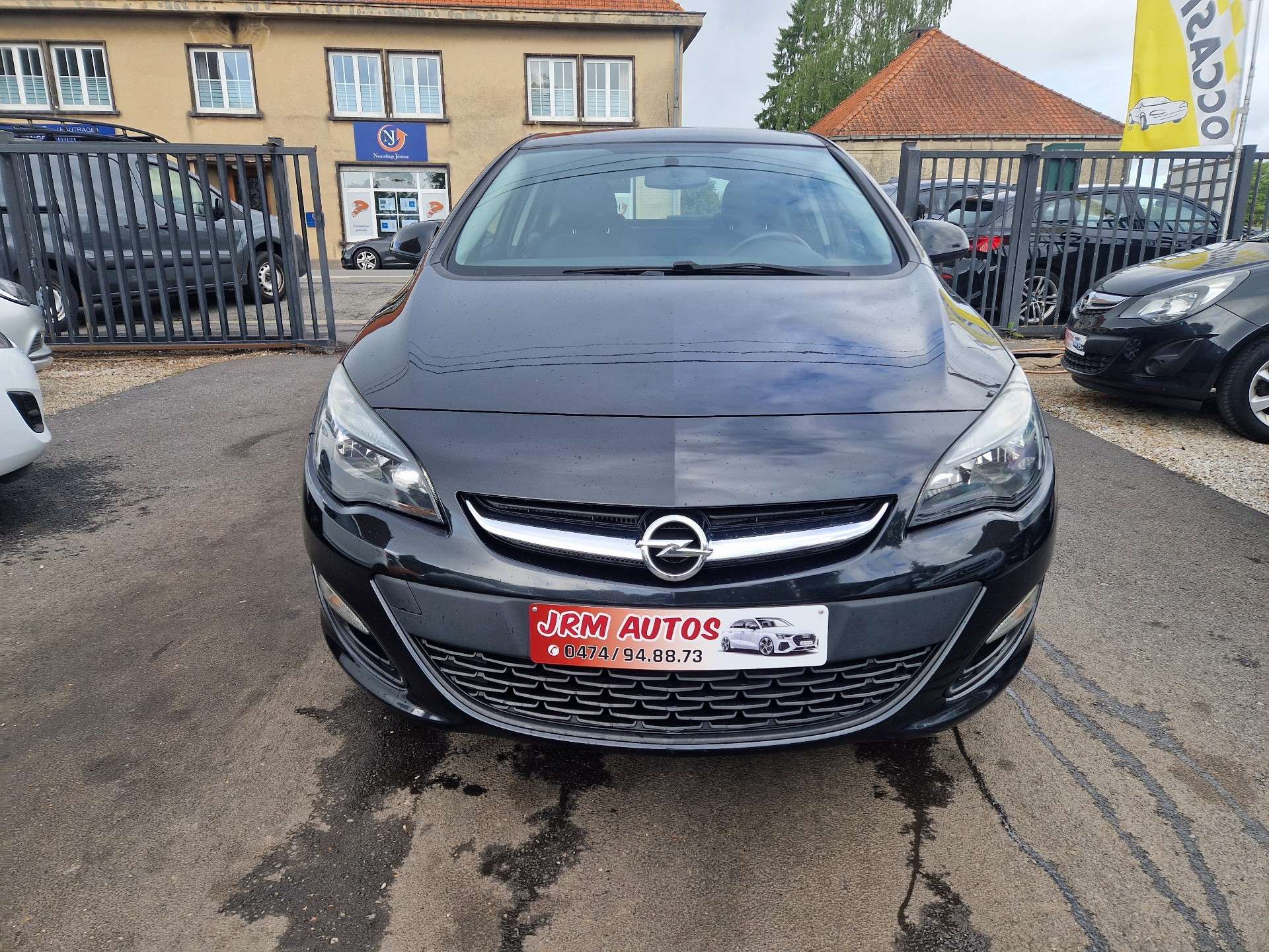 Opel Astra 1.4I ***CARNET D'ENTRETIEN COMLPET/CLIM/CAPTEURS*