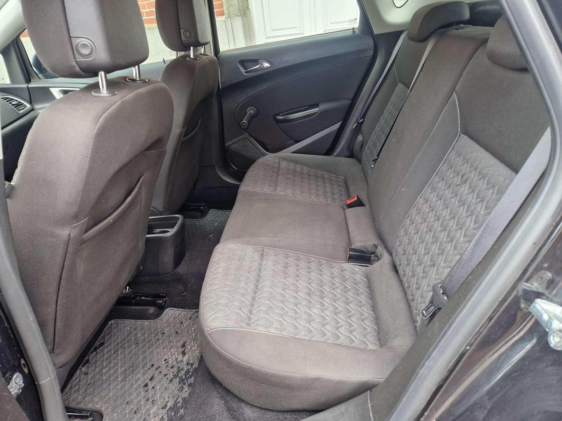 Opel Astra 1.4I ***CARNET D'ENTRETIEN COMLPET/CLIM/CAPTEURS*