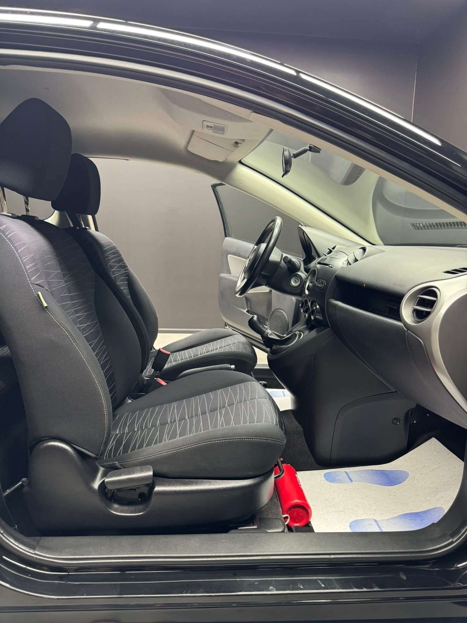 Mazda 2 2 1.4 CDVi **12 mois de garantie**