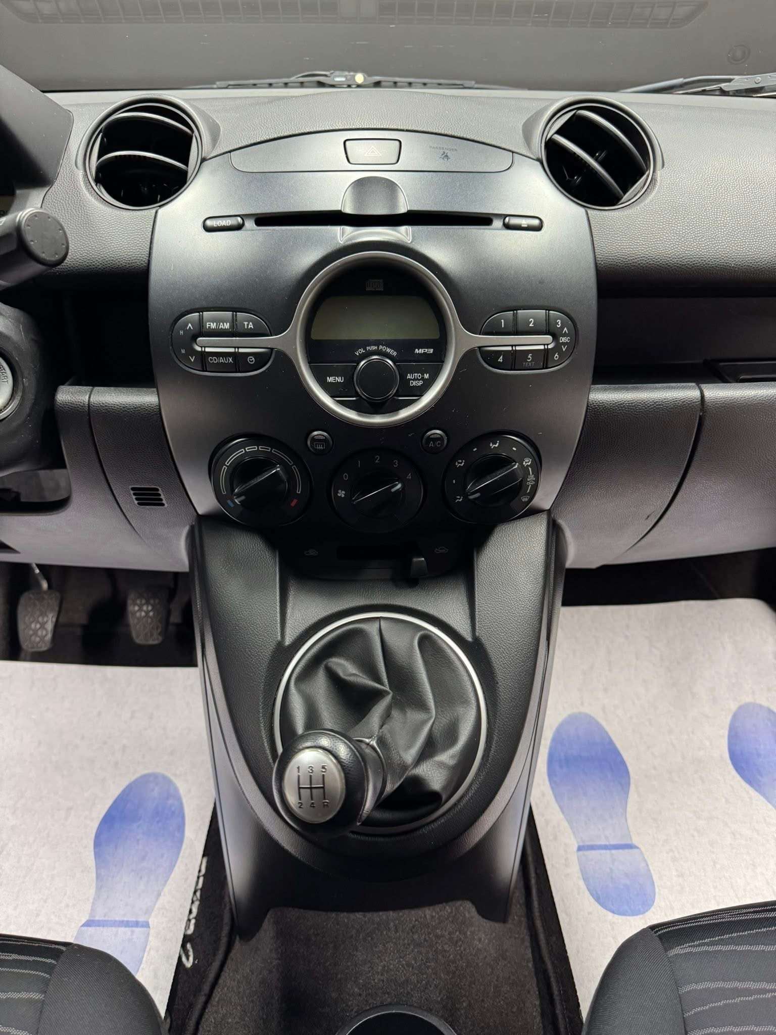 Mazda 2 2 1.4 CDVi **12 mois de garantie**
