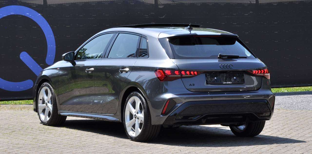 Audi A3 1.5 35 TFSI S-LINE INT/EXT SONOS PANODAK CARPLAY