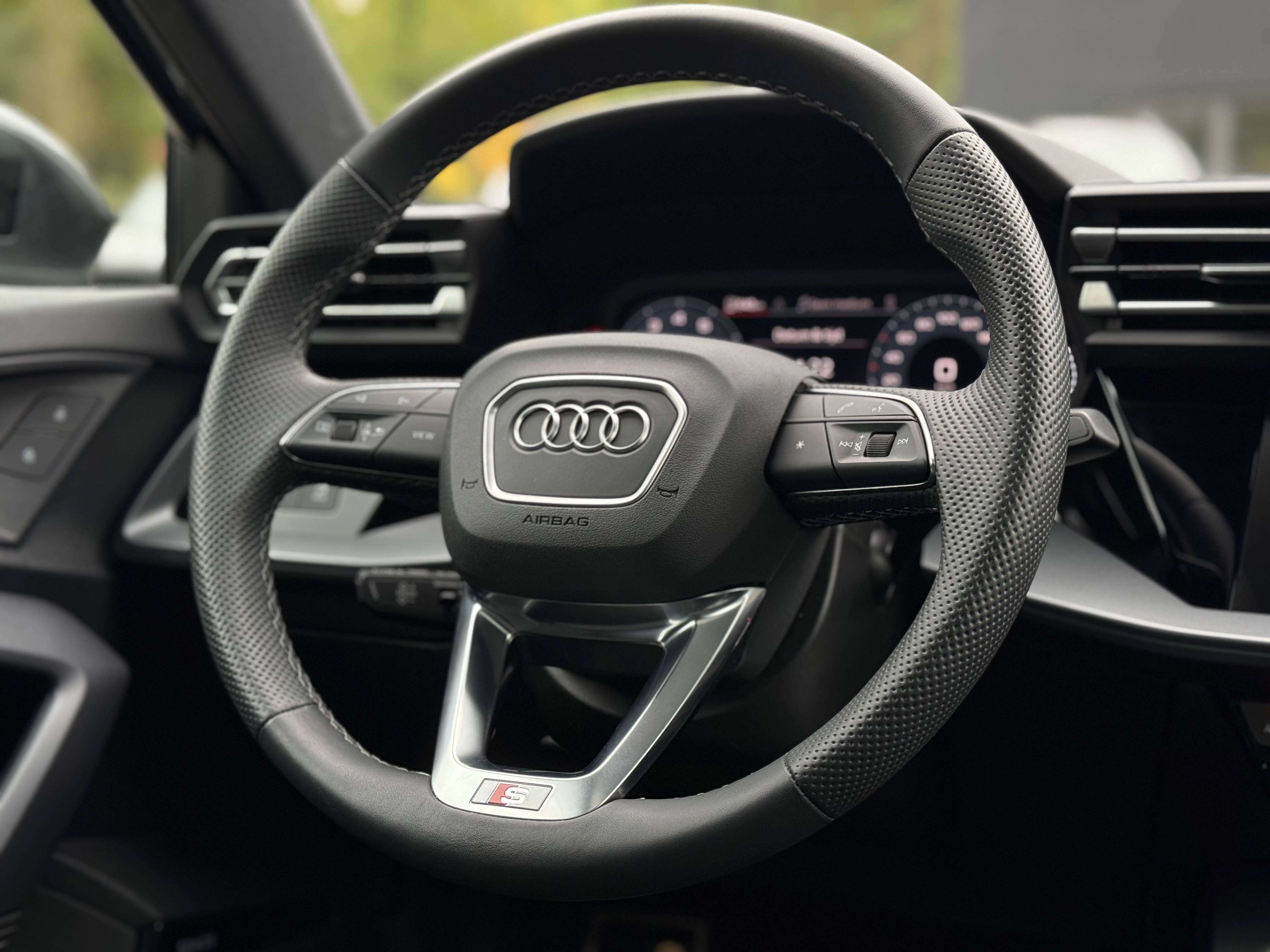 Audi A3 1.5 35 TFSI S-LINE INT/EXT SONOS PANODAK CARPLAY