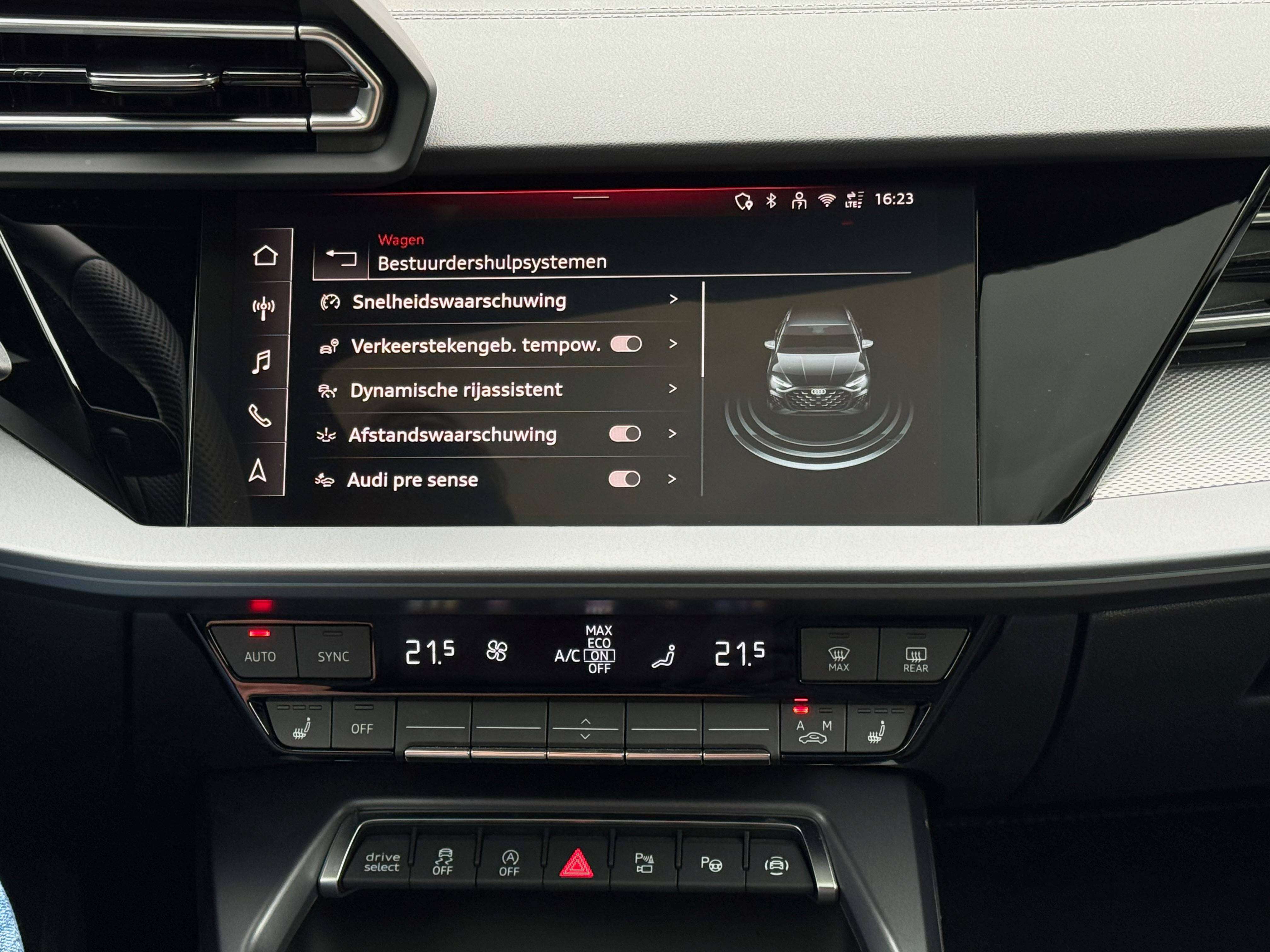 Audi A3 1.5 35 TFSI S-LINE INT/EXT SONOS PANODAK CARPLAY
