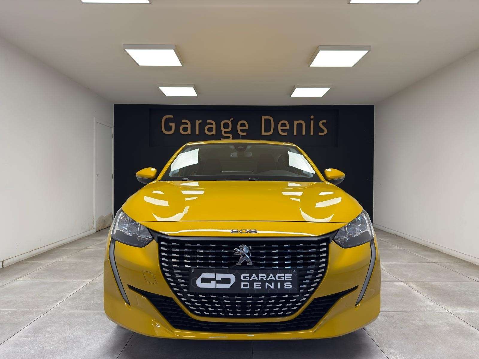 Peugeot 208 GPS**CAMERA 360°**CLIM AUTO**GARANTIE 12MOIS