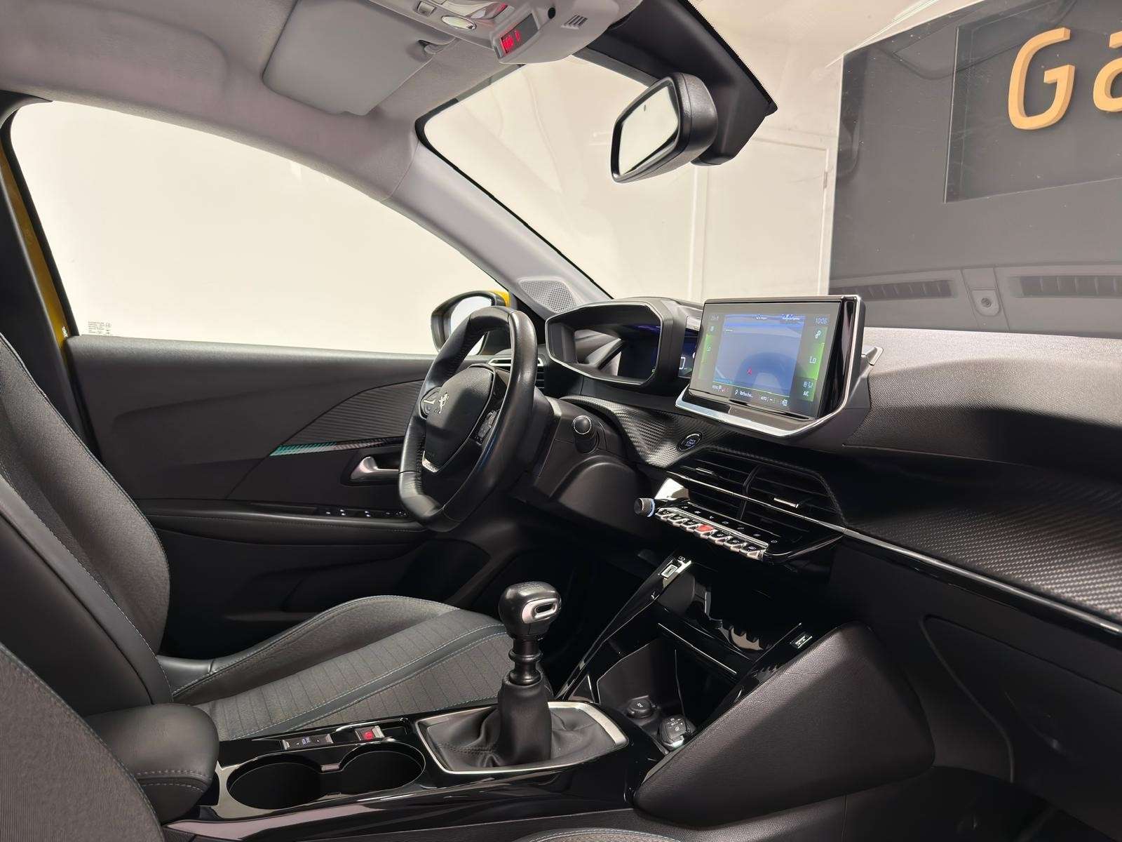 Peugeot 208 GPS**CAMERA 360°**CLIM AUTO**GARANTIE 12MOIS