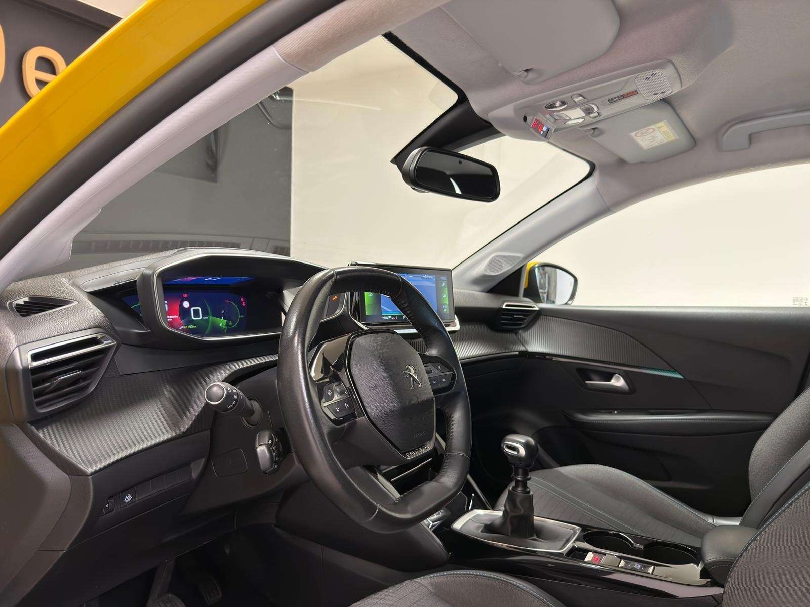 Peugeot 208 GPS**CAMERA 360°**CLIM AUTO**GARANTIE 12MOIS