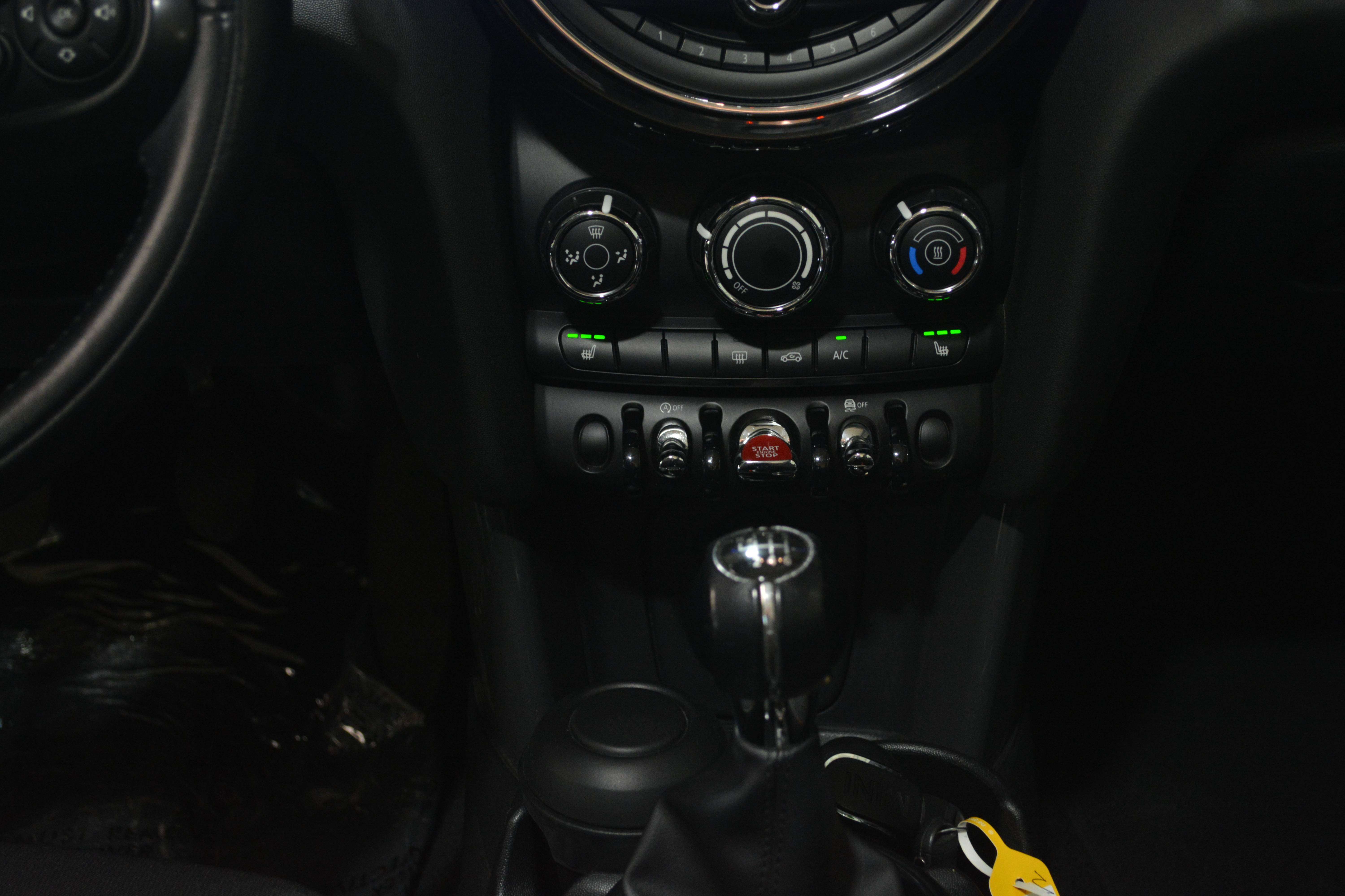 MINI One Cabrio Mini Cabriolet 1.5 One / NAVIGATIE / CRUISE CONTROL