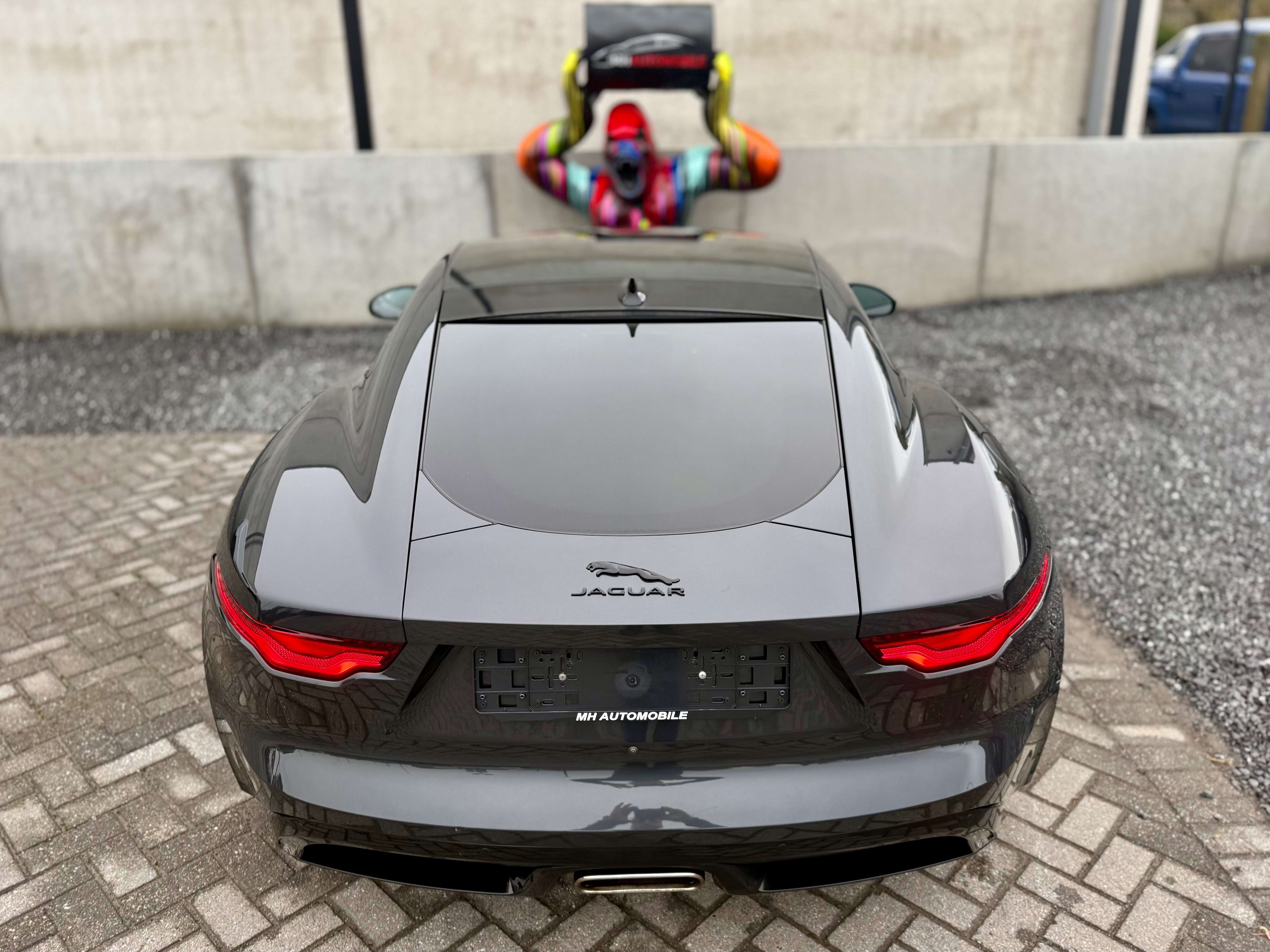 Jaguar F-Type F-Type Coupe 2.0 i4 P300 R-Dynamic