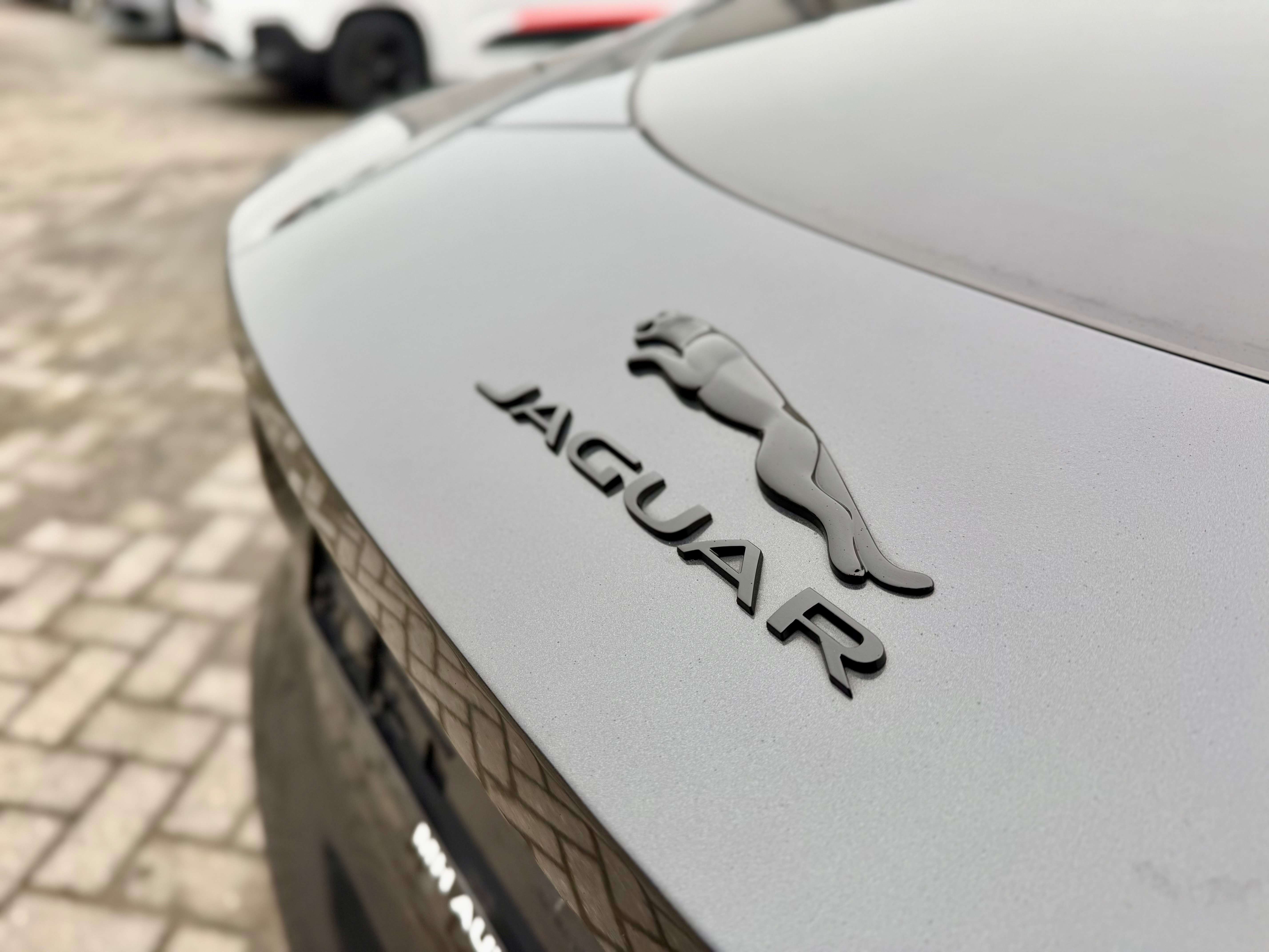 Jaguar F-Type F-Type Coupe 2.0 i4 P300 R-Dynamic