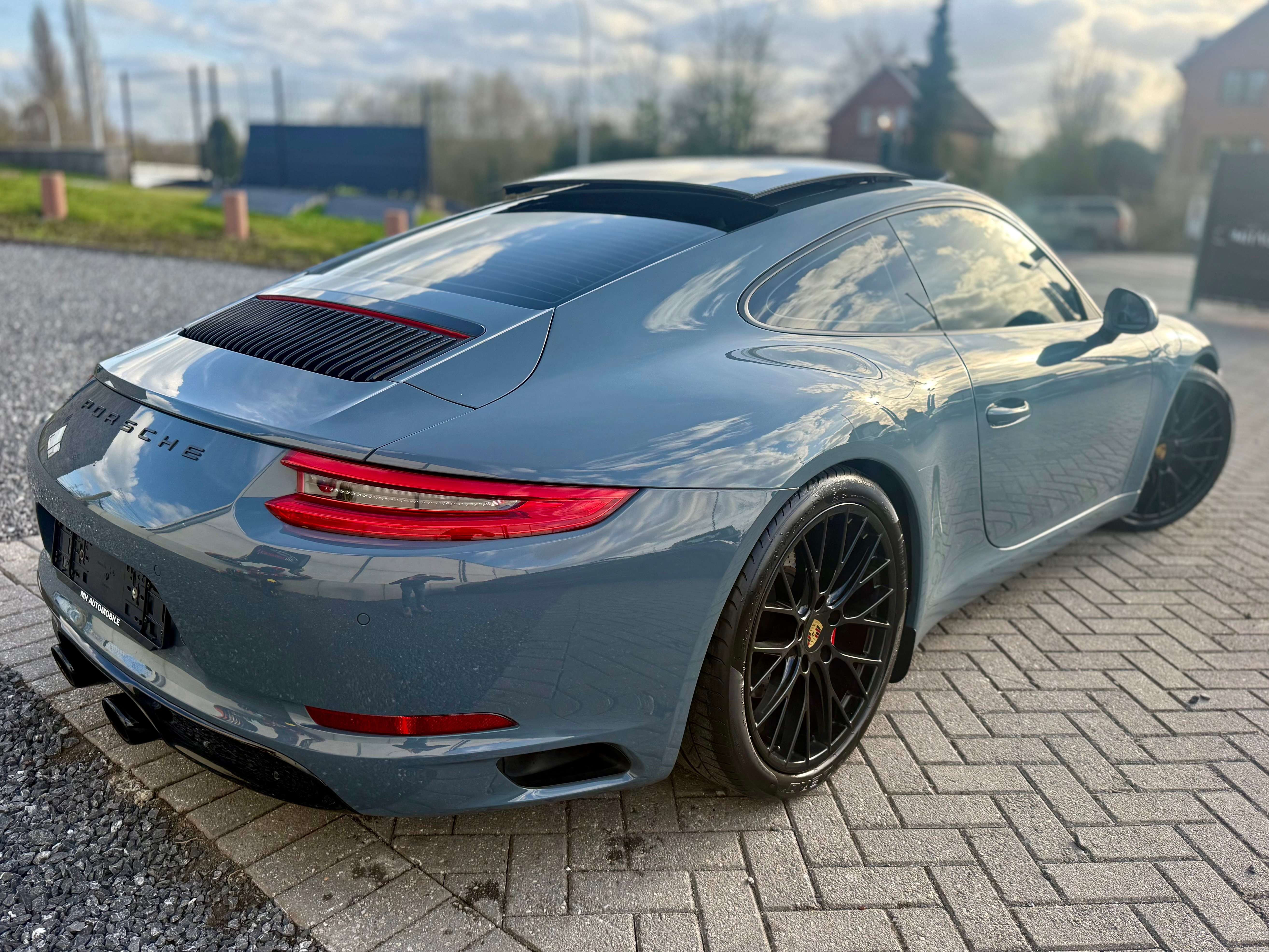 Porsche 911 Carrera 3.0 Turbo Coupé PDK