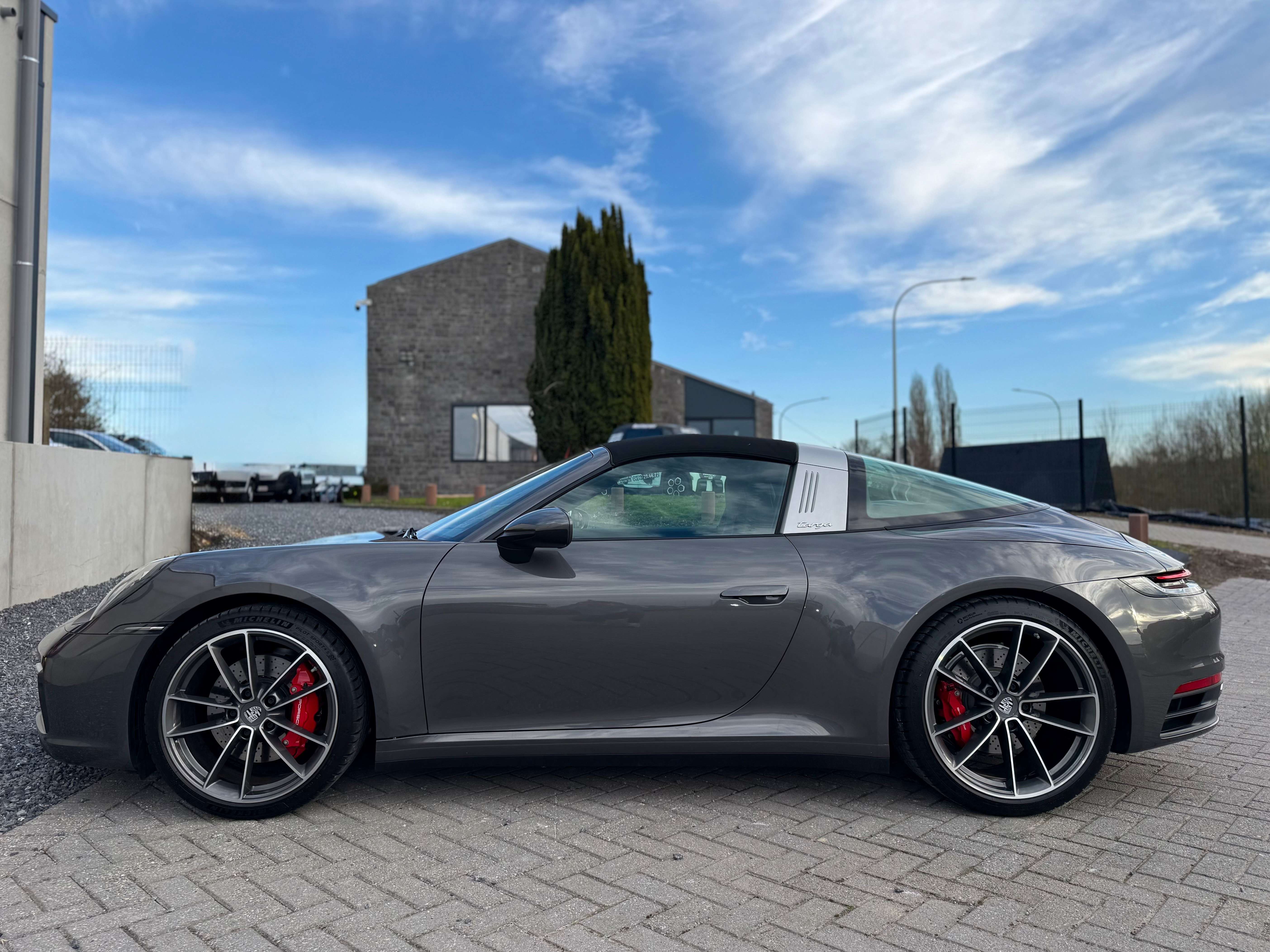 Porsche 992 TARGA 4S