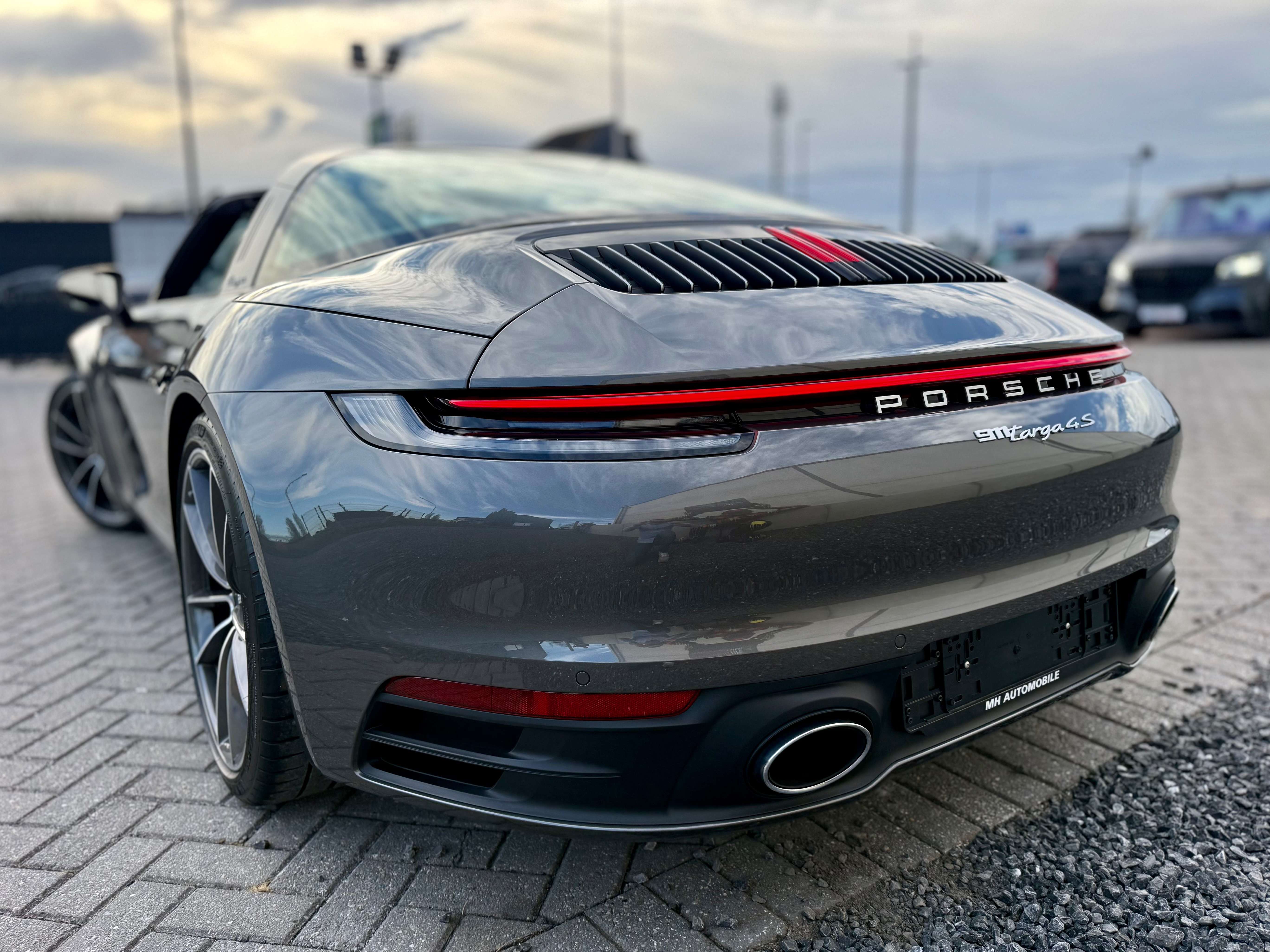 Porsche 992 TARGA 4S