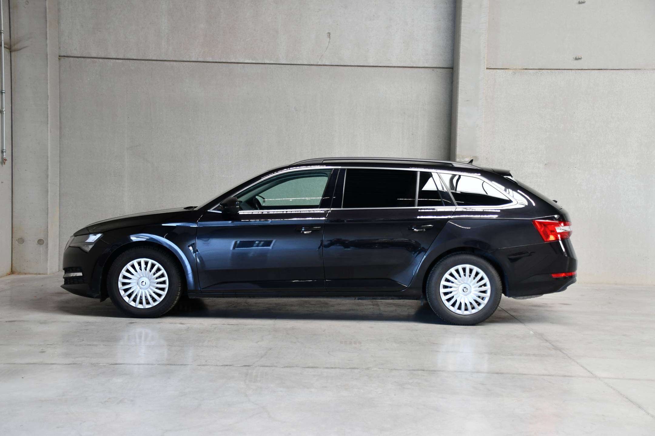 Skoda Superb Combi 2.0 - TSI  - Ambition - DSG - Memory - Carplay