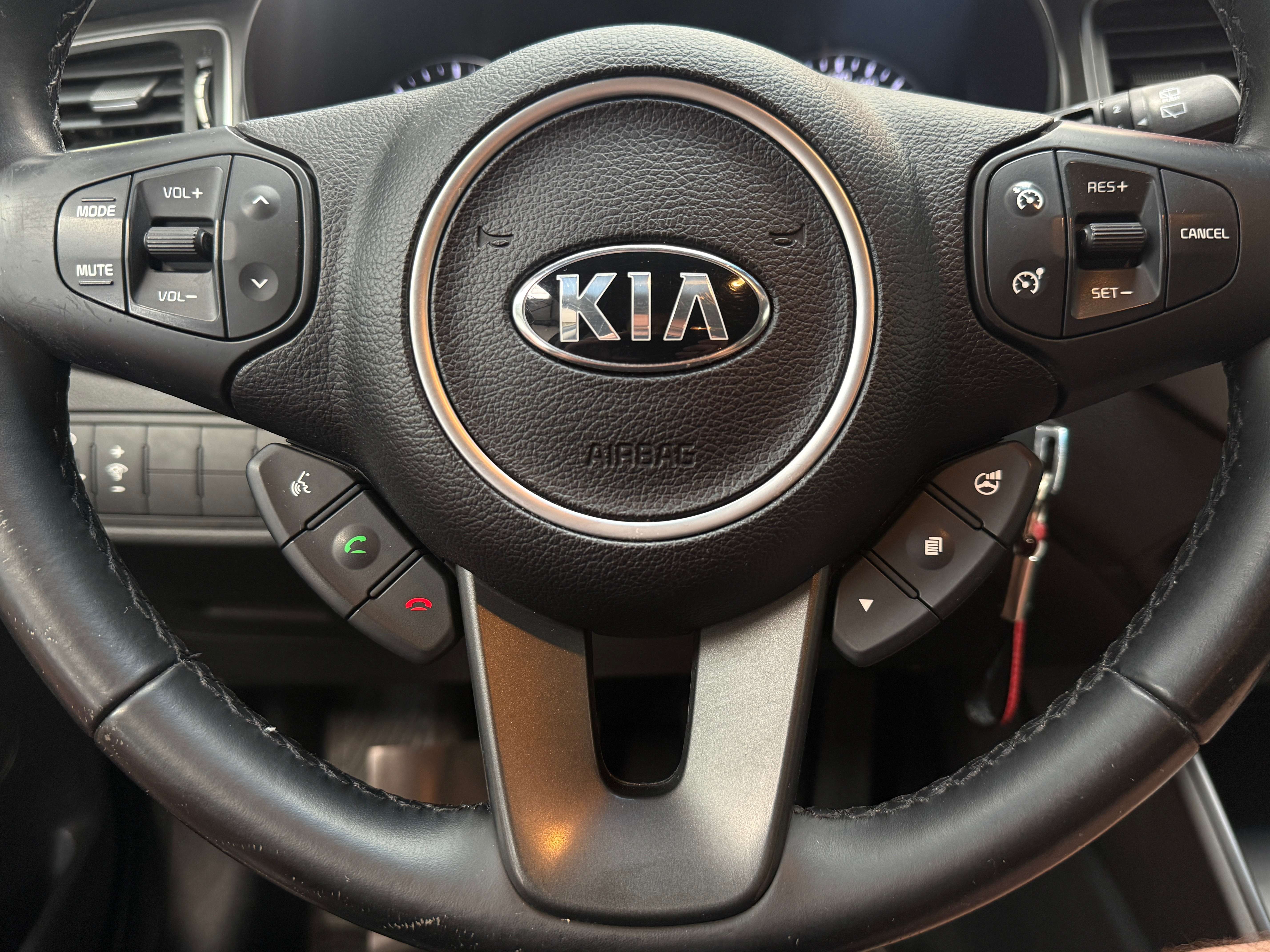 Kia Carens Carens 1.7 CRDi 7 Places Navi Edition /Led/Cam./Pd