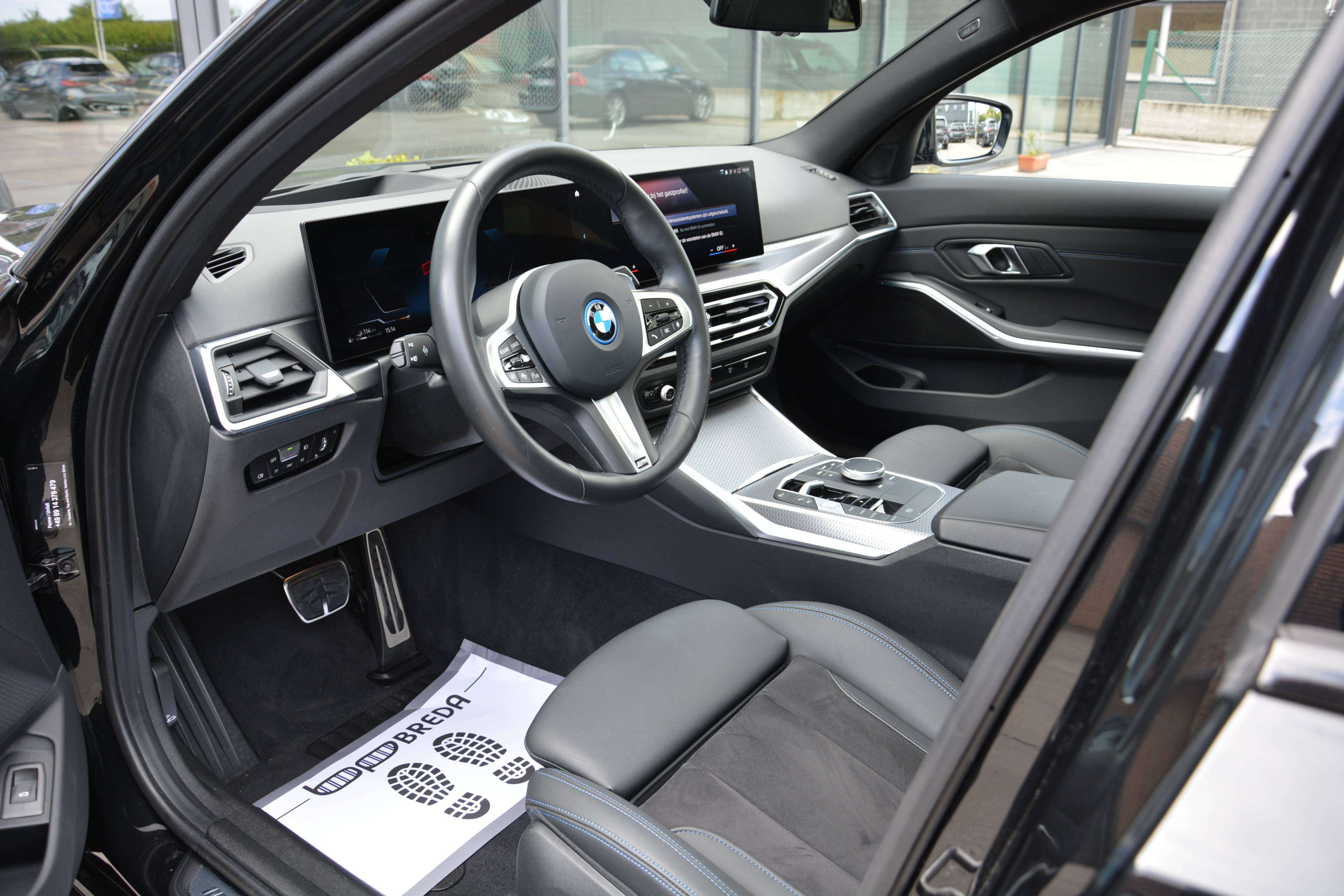 BMW 330 e Touring M-Sport/Pano/Hud/ACC/Keyless