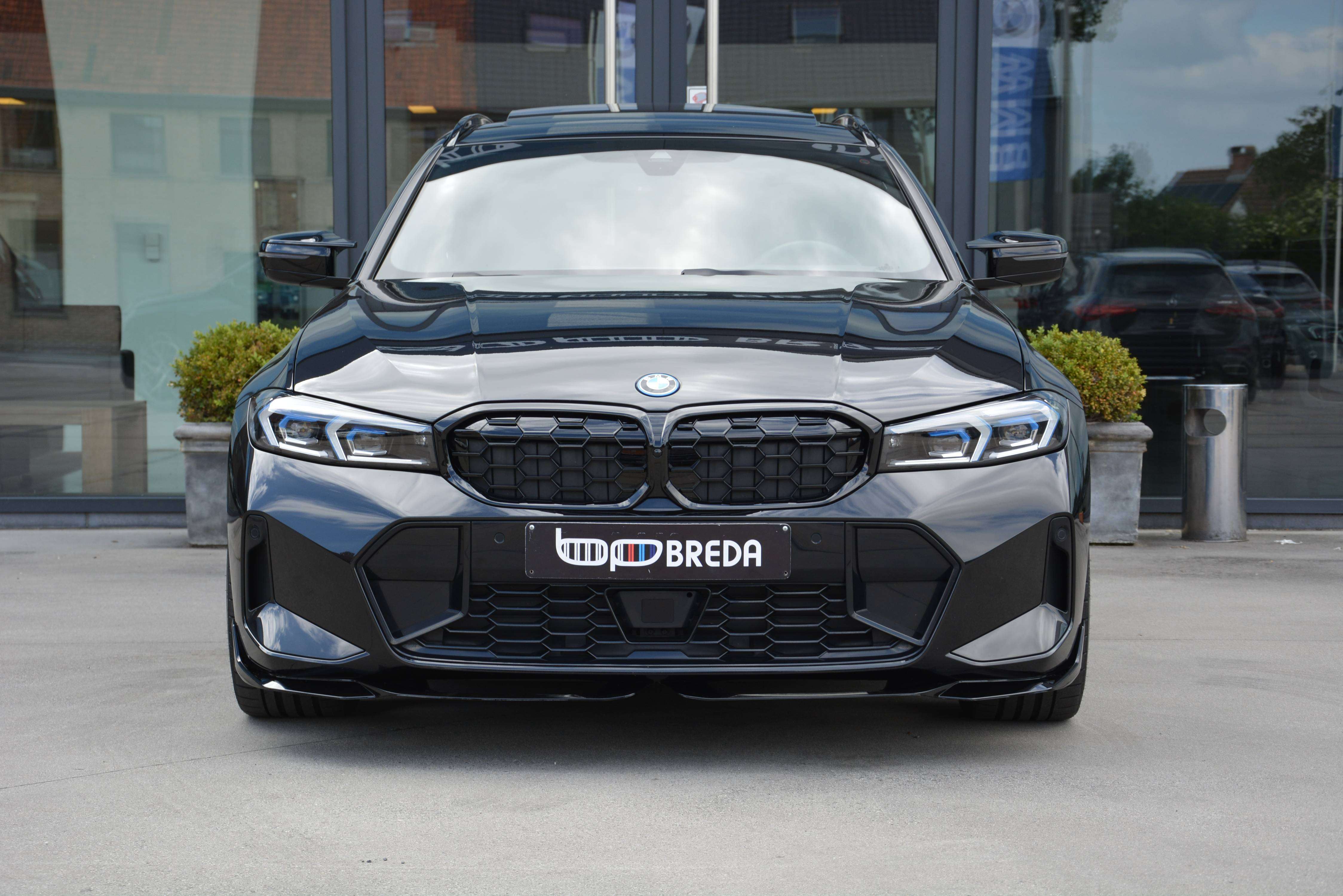 BMW 330 e Touring M-Sport/Pano/Hud/ACC/Keyless