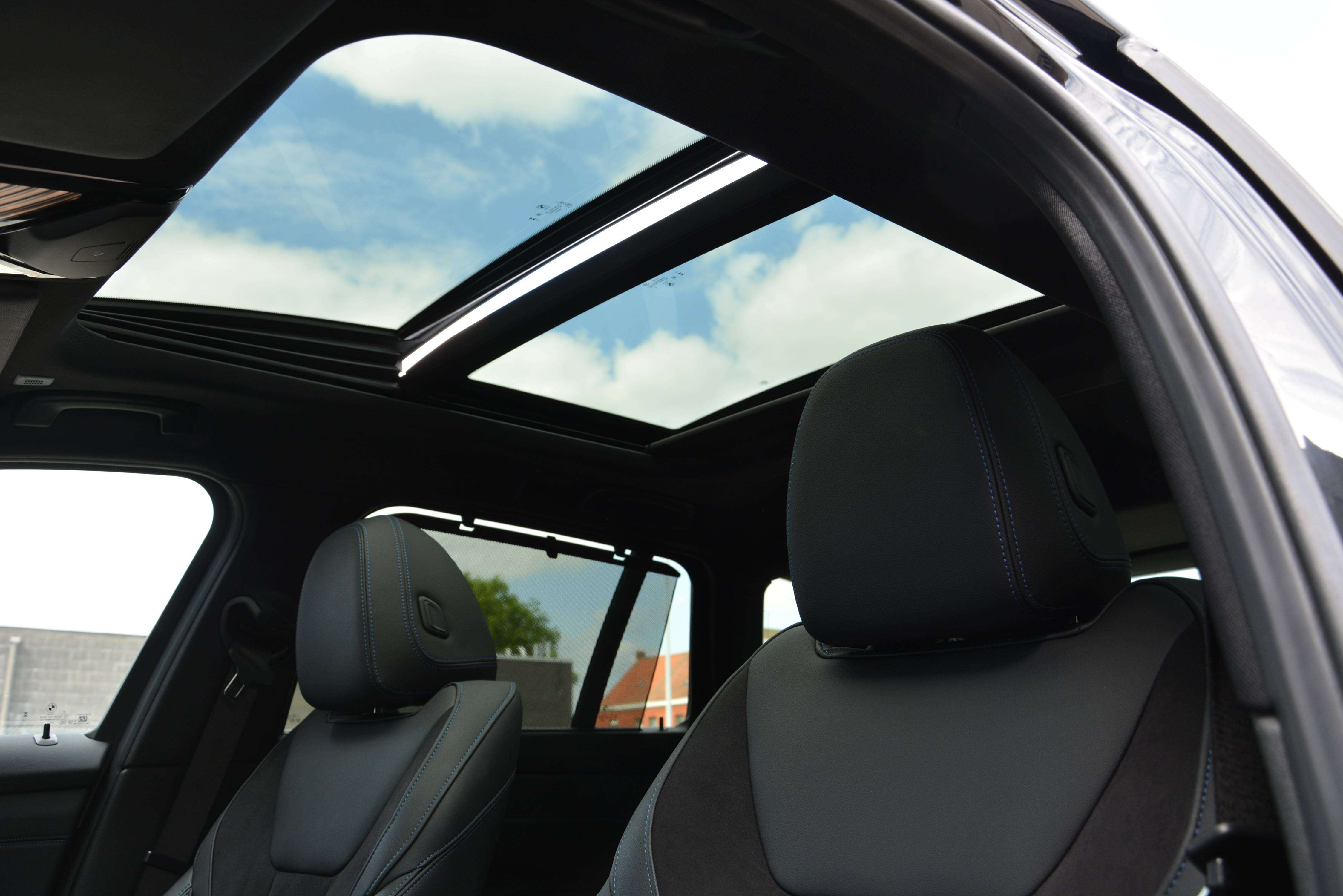 BMW 330 e Touring M-Sport/Pano/Hud/ACC/Keyless