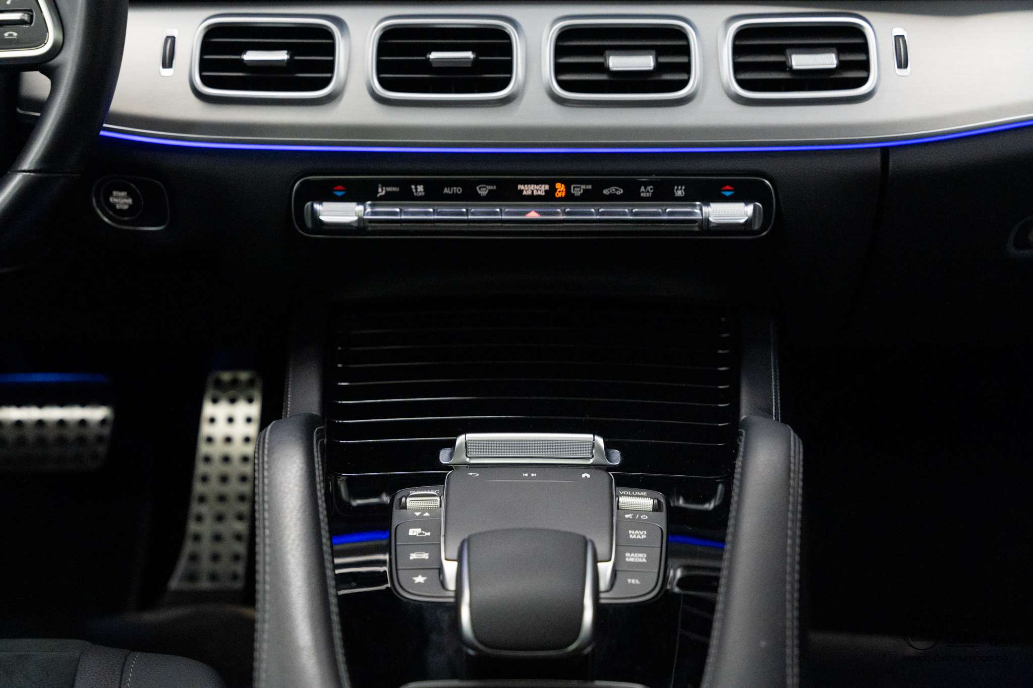 Mercedes-Benz GLE 350 de Luxury line! Full Options! Pano! Keyless! ACC!