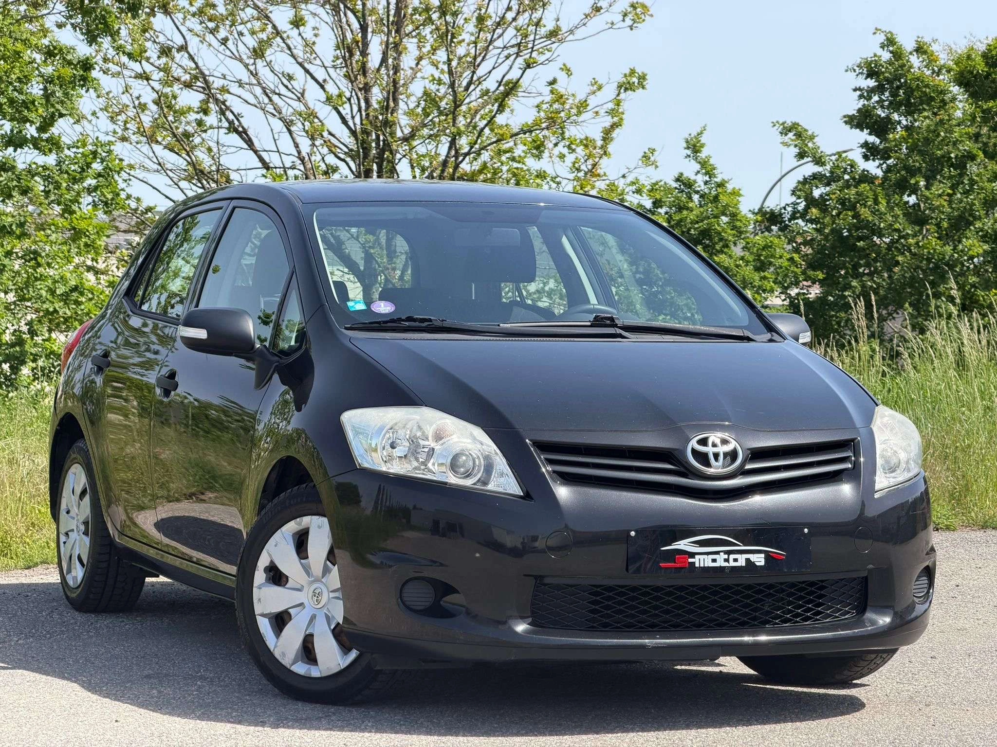 Toyota Auris 1.4i VVT-i • ROULE PARFAITEMENT