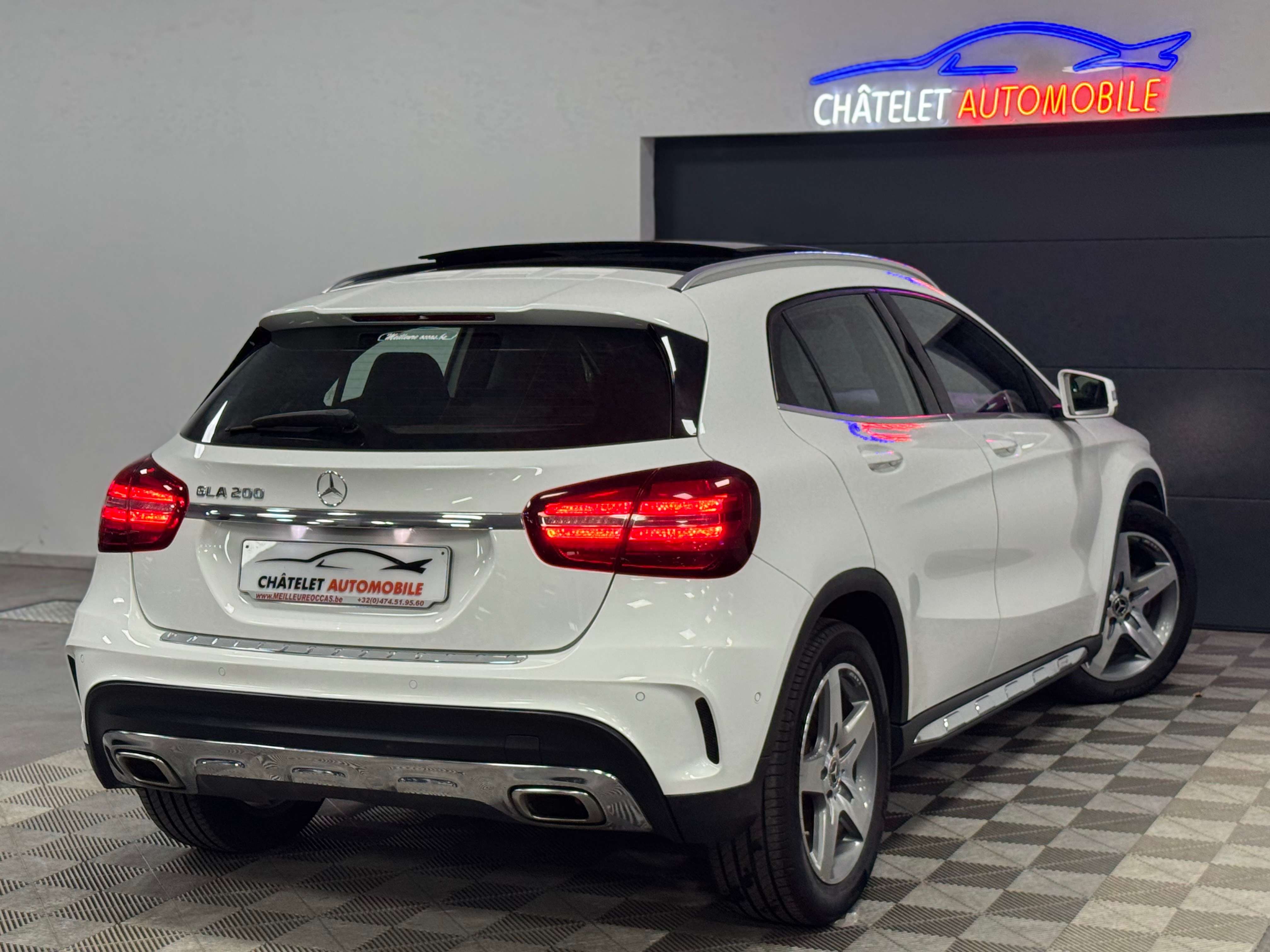 Mercedes-Benz GLA 200 Pack-Amg Toit Led 12 mois garantie