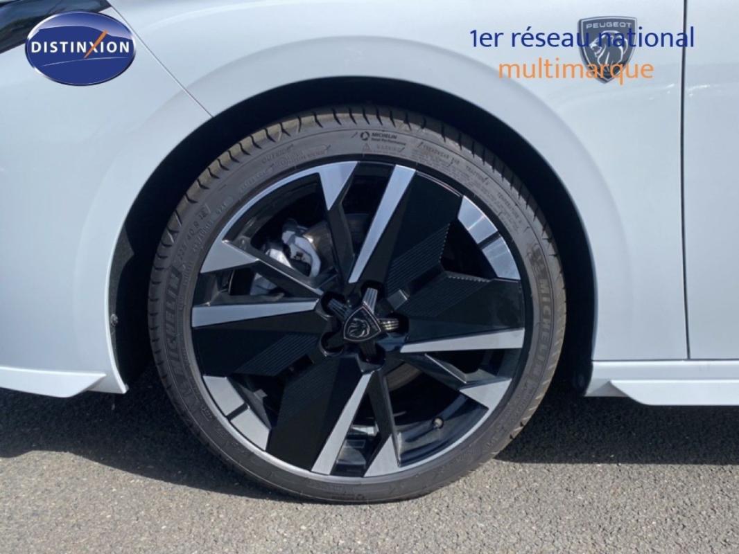 Peugeot 308 HYBRID 145CH E-DCS6 GT